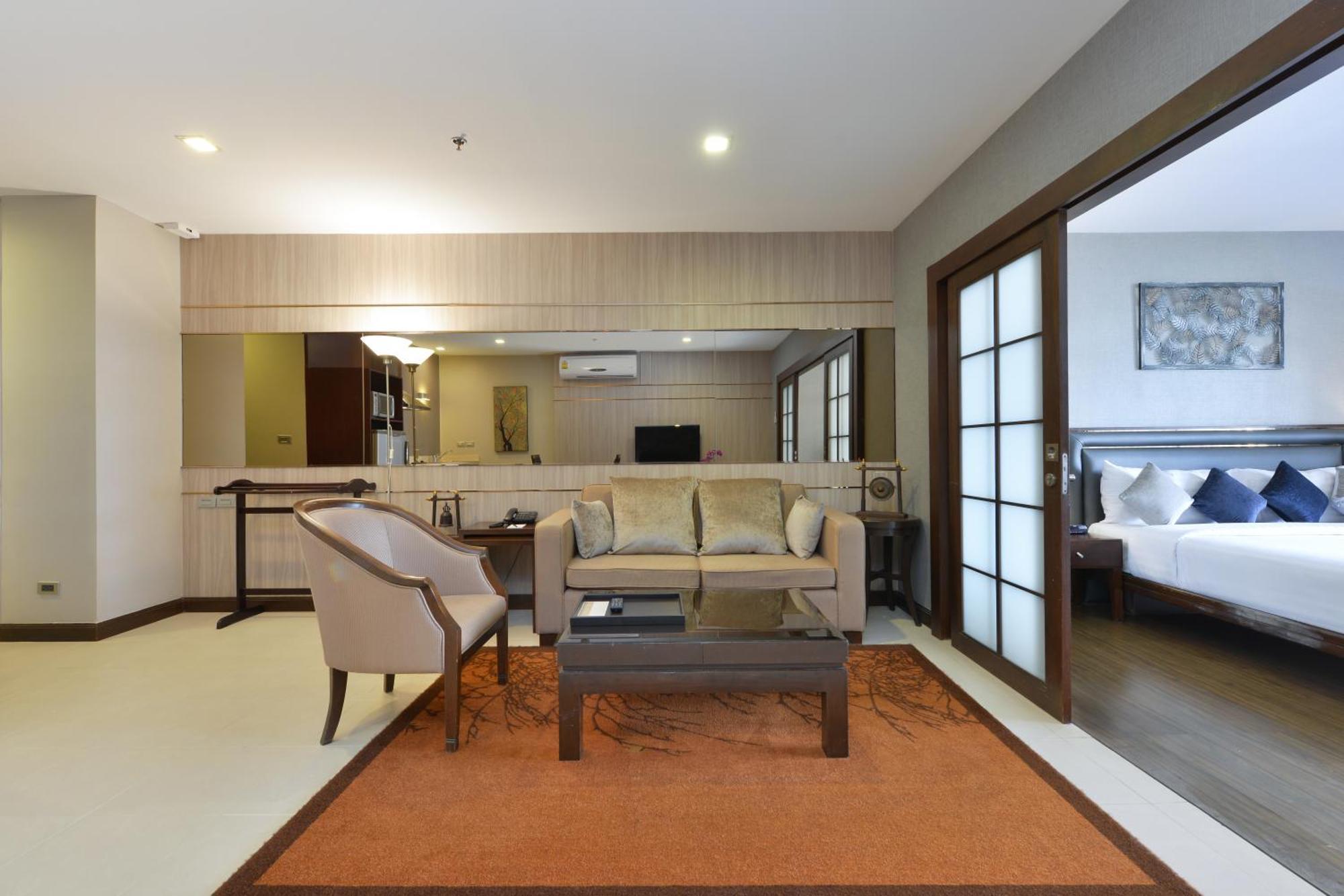 Hotel Grand Mercure Asoke 5*