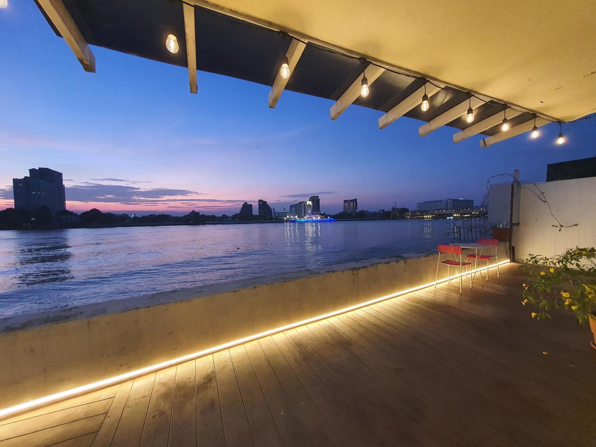 Riverfront House/chao Phraya River/baan Rimphraya
