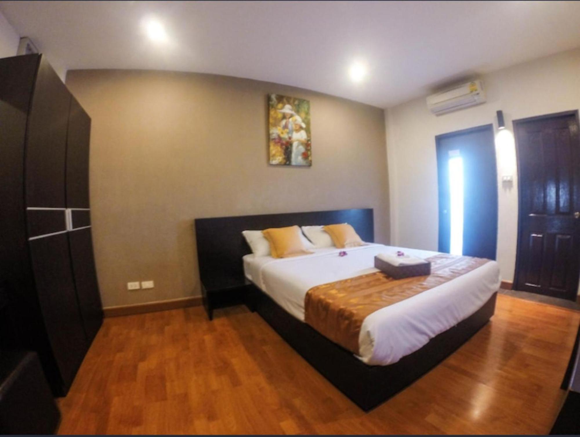 Hotel Collection O Khaosan Park 3*