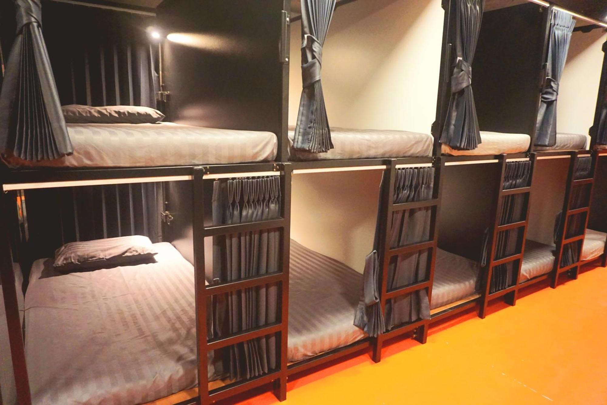 Hash Silom Soi 3 Hostel
