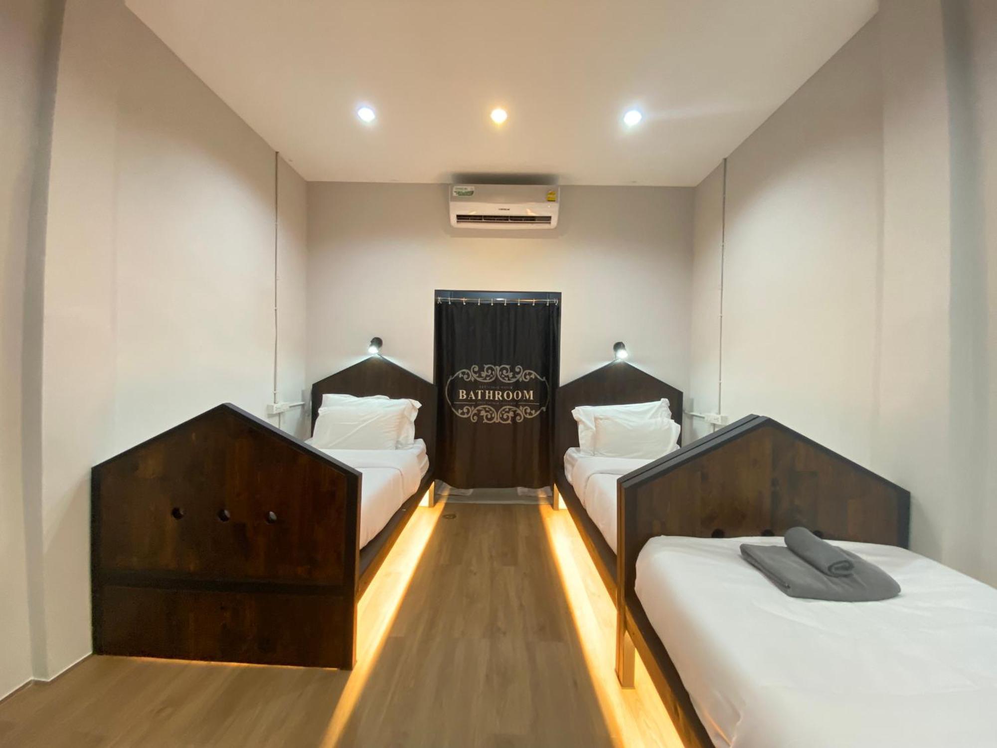 Albergue Castle Black *