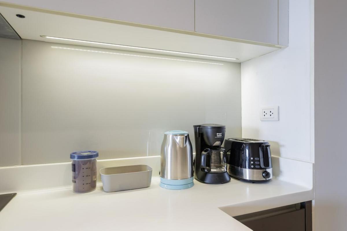 Apartment 2 Bedrooms, Downtown Bkk, Btsasok, Sukhumvit Bangkok