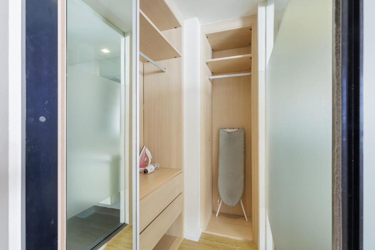 Apartment 2 Bedrooms, Downtown Bkk, Btsasok, Sukhumvit *