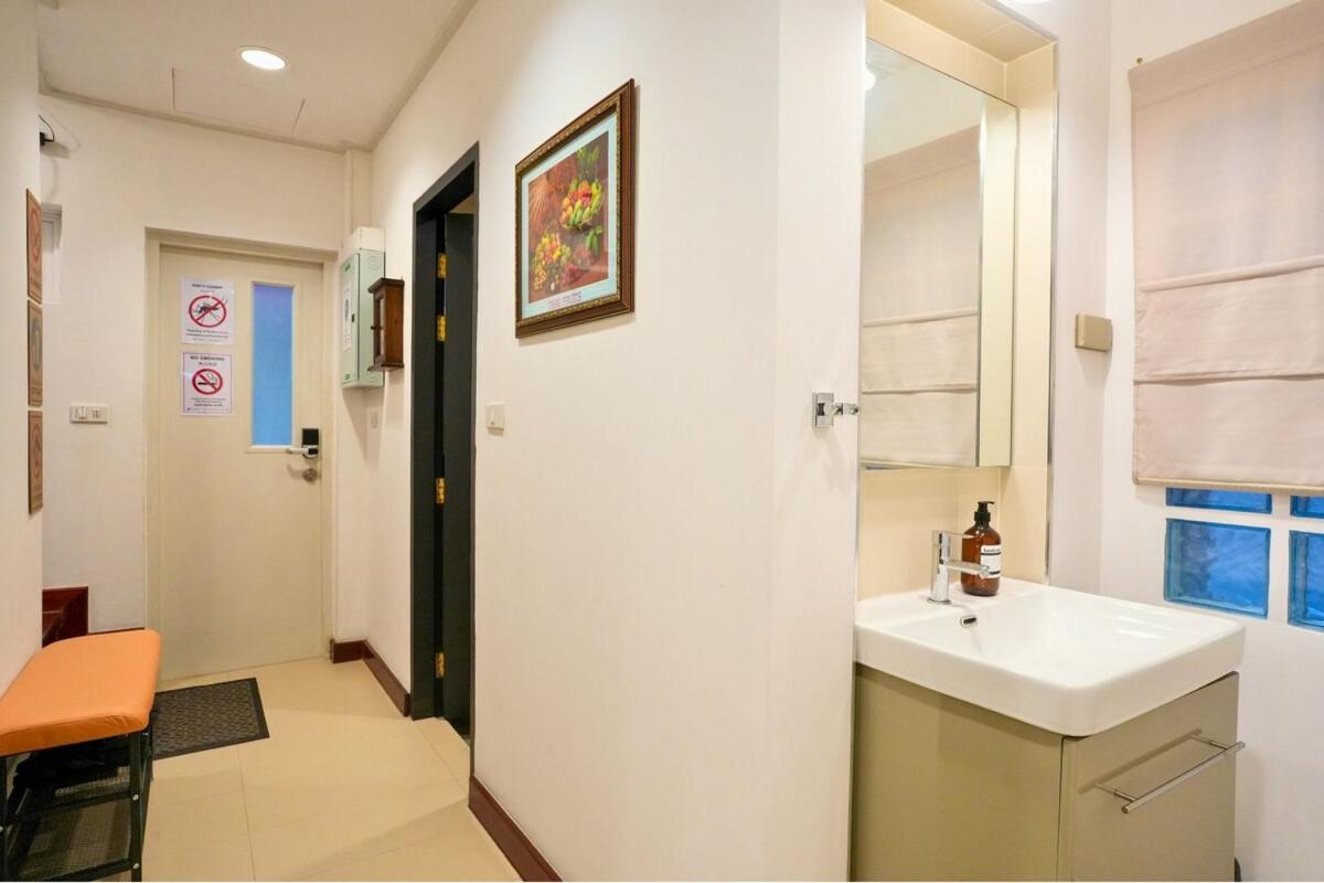 Nivas Wanit 3br 1sfb Yaowarat Mrt Entirehome 85sqm * Bangkok