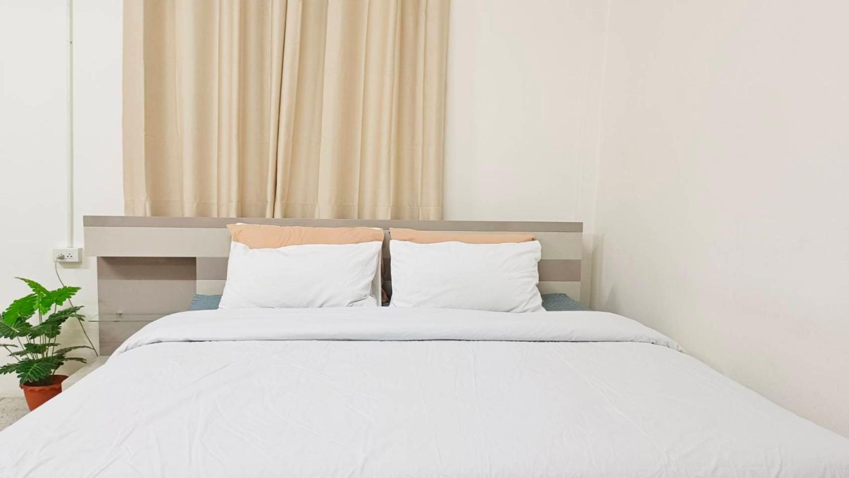 Holiday home Entire House For 16 People - Walking Distance From Bts Onnut Bangkok