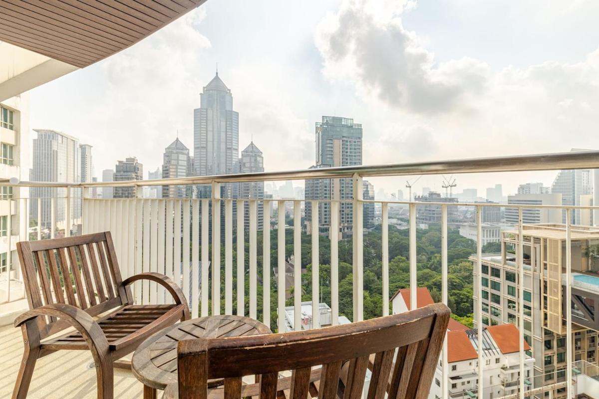 Apartment 2br, Good View, Bts Chitlom, Bkk Bangkok
