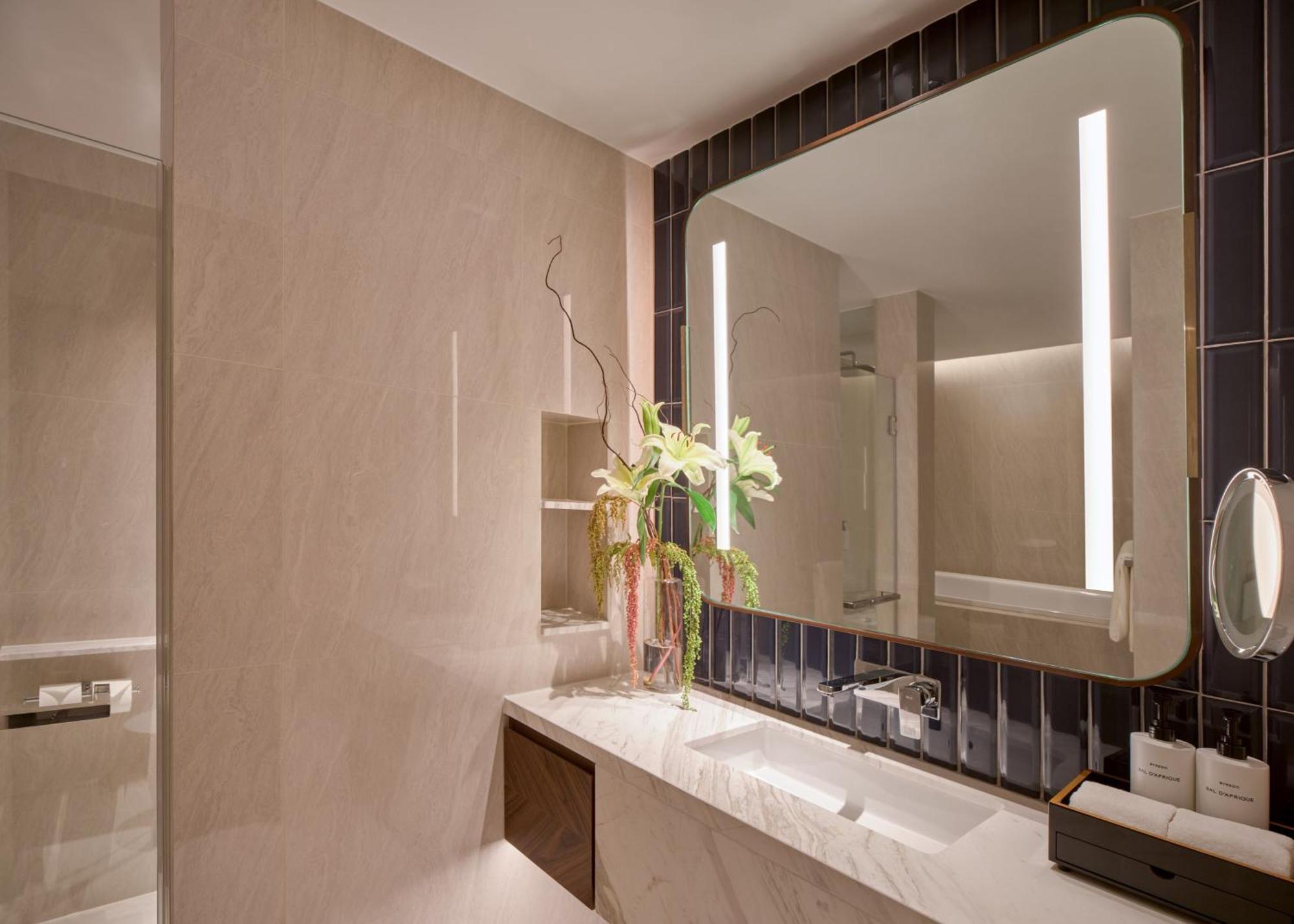 Intercontinental Sukhumvit By Ihg Bangkok