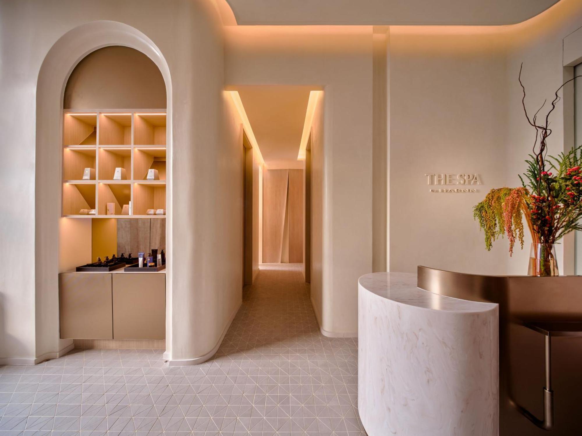 Intercontinental Sukhumvit By Ihg Hotel