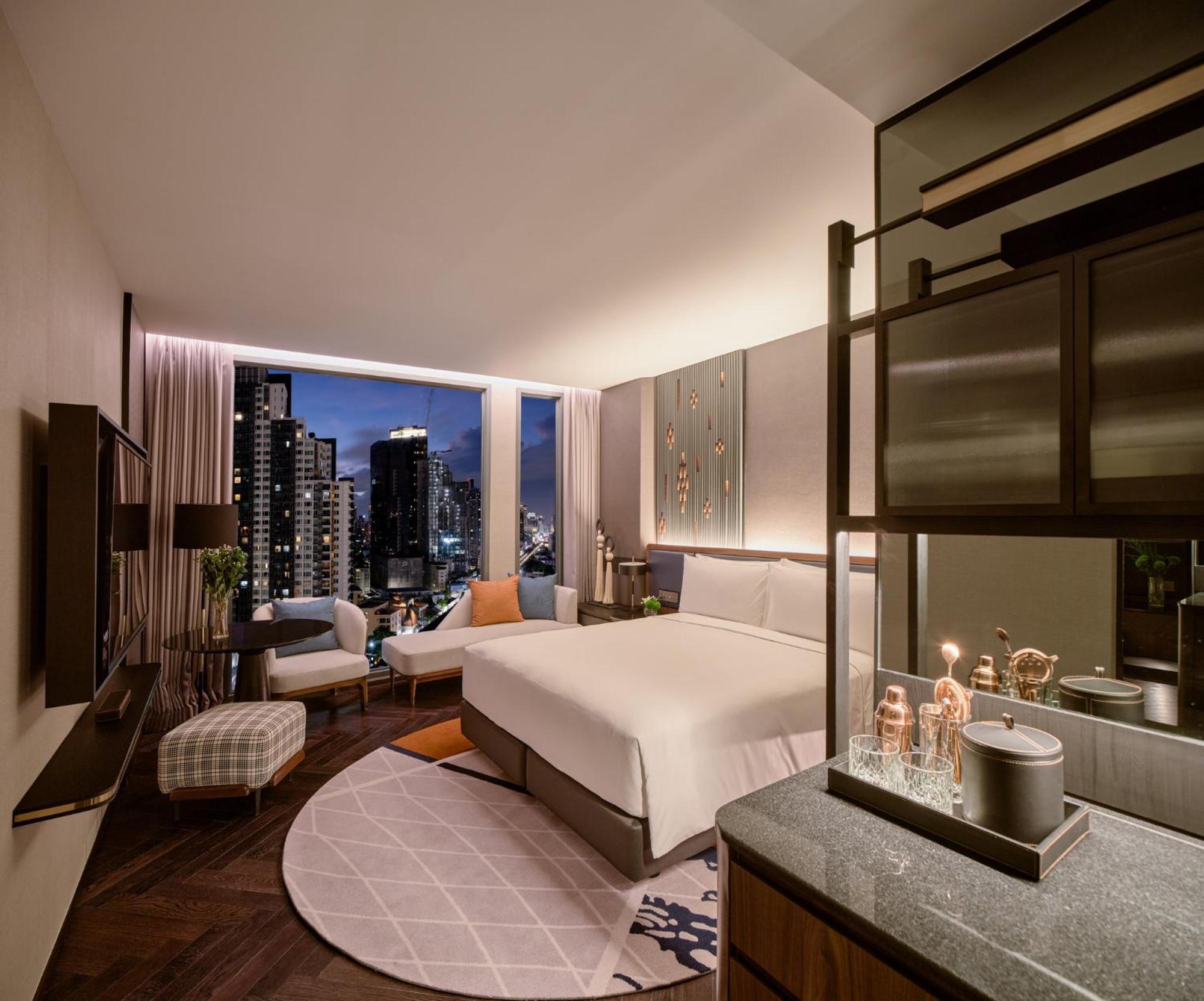 Hotel Intercontinental Sukhumvit By Ihg 5*