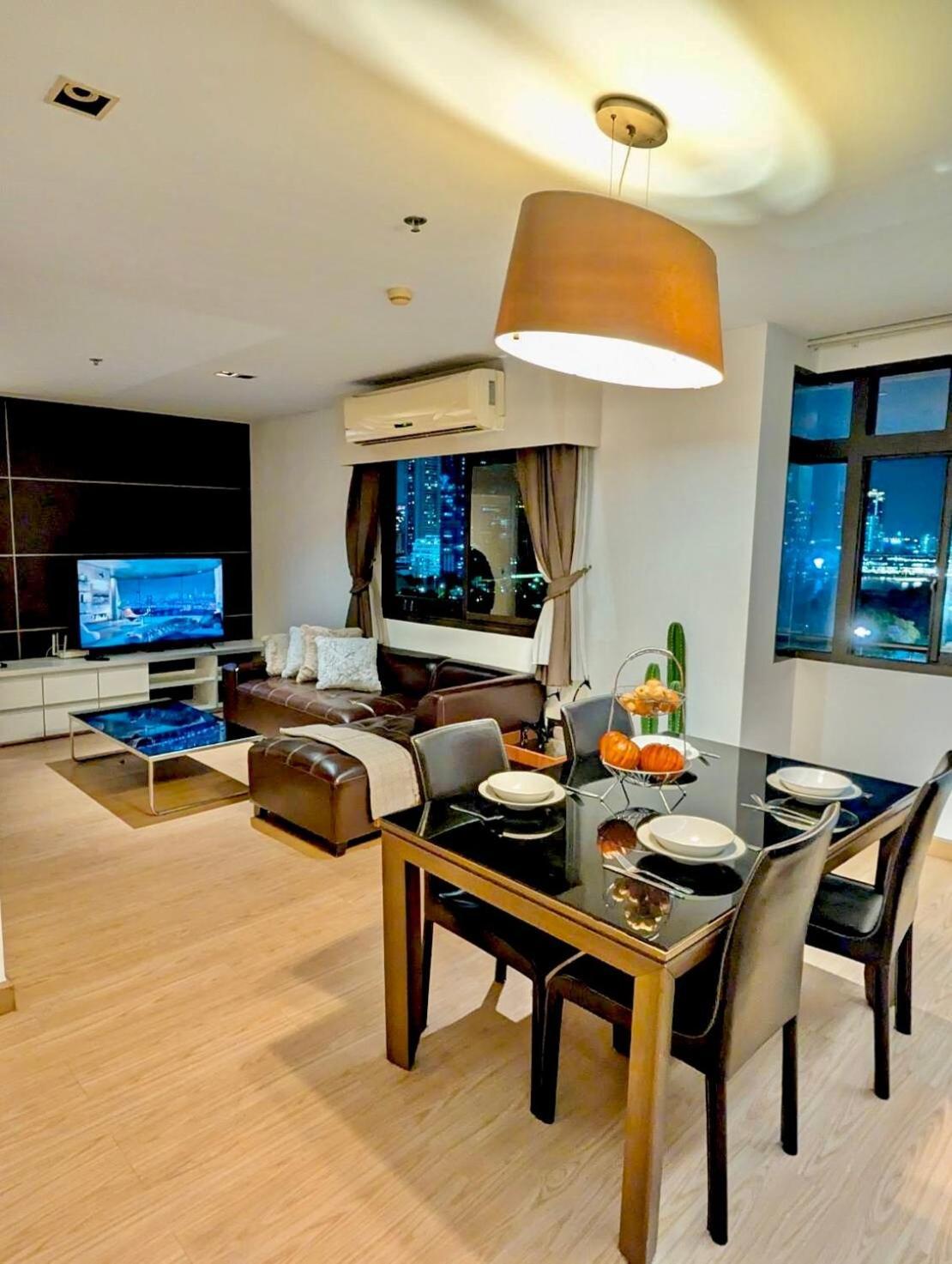 High Floor Great View 2br 2ba 3 Mins To Nana Bts Apartment Bangkok