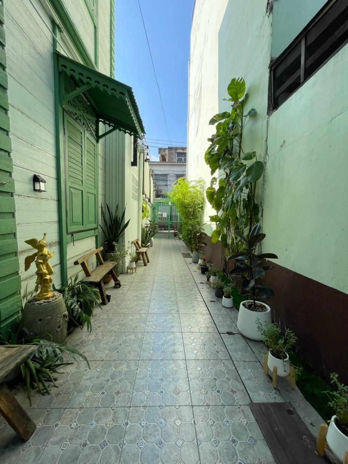 Guest house Teak House Bangkok