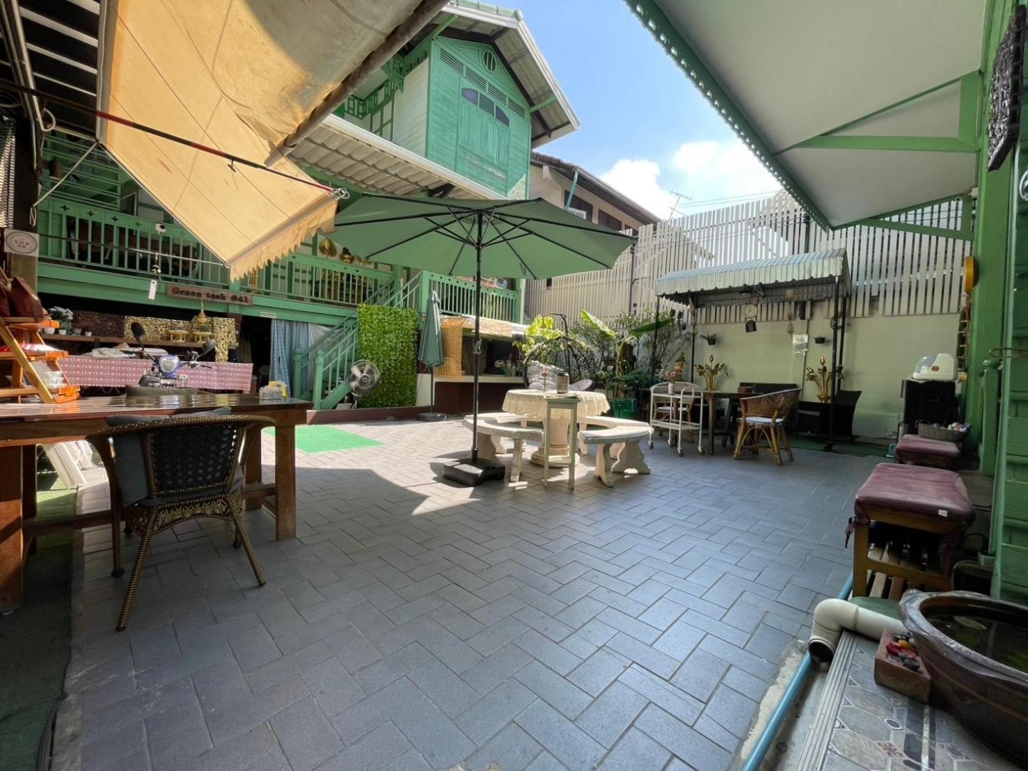 Guest house Teak House