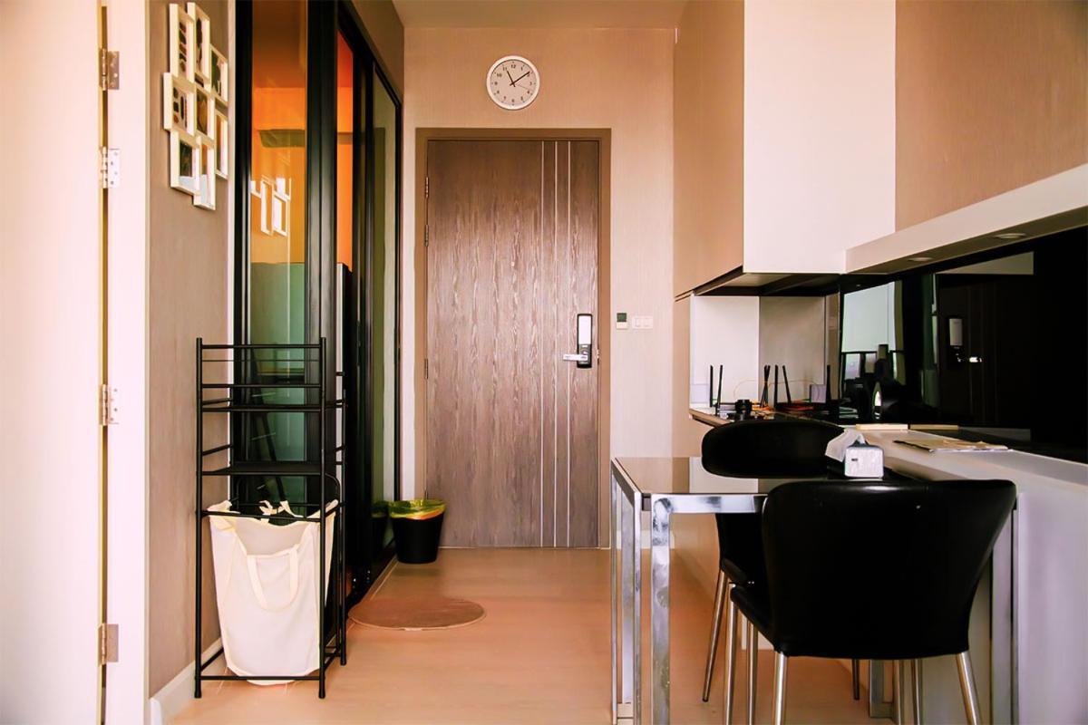 Apartment Thonglor Luxury Sleek In *