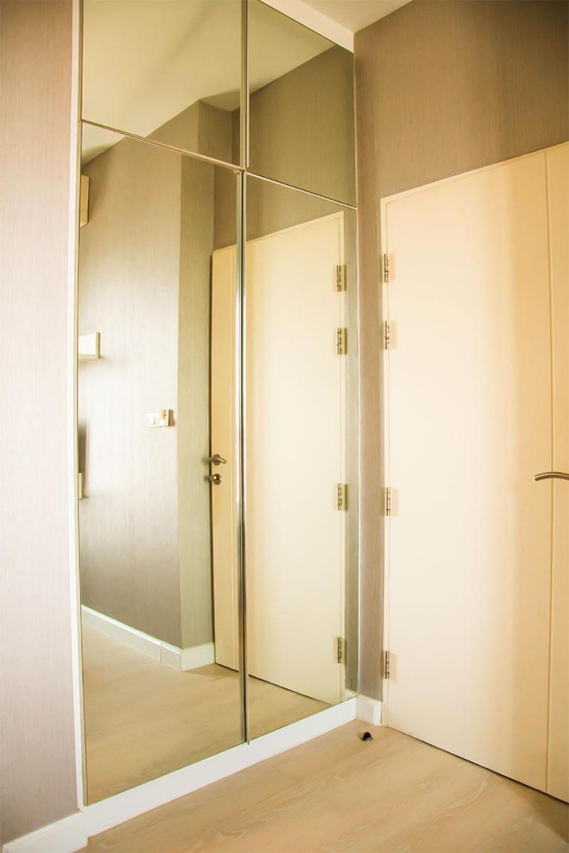 Thonglor Luxury Sleek In Apartment Bangkok