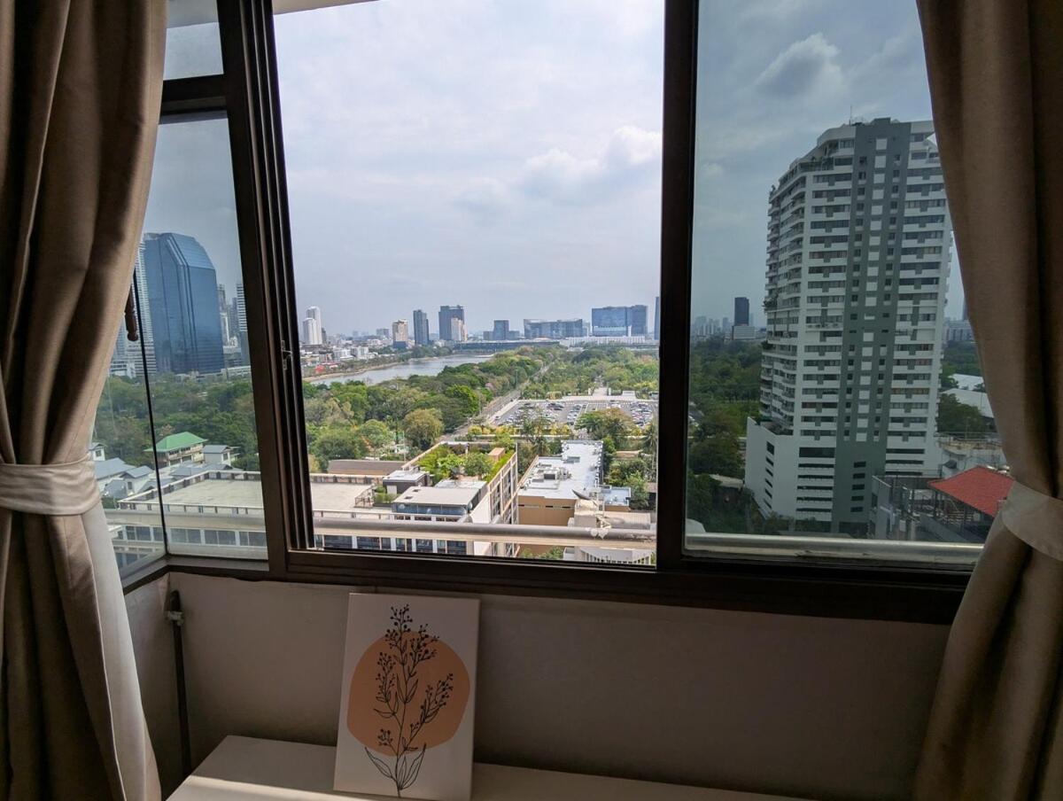 High Floor Great View 2br 2ba 3 Mins To Nana Bts
