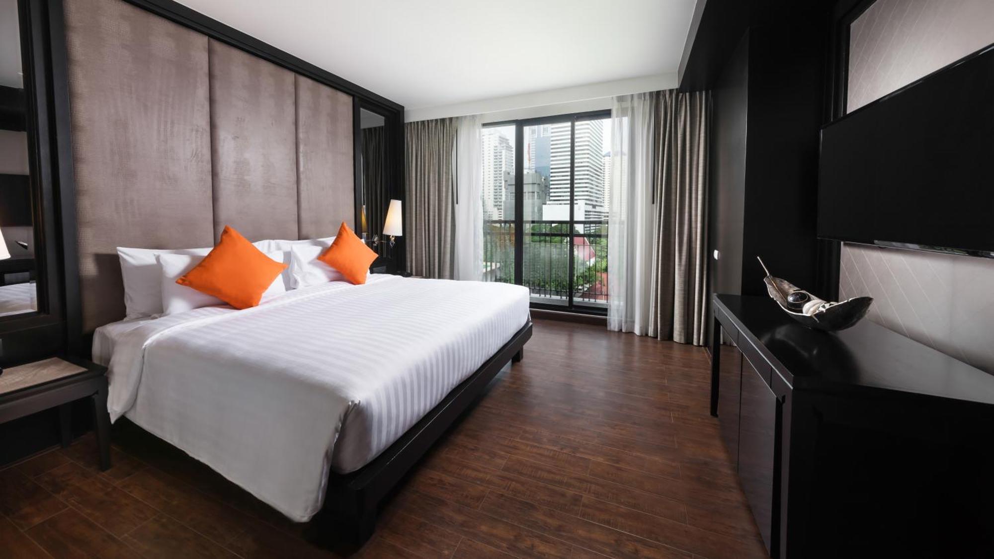 Hotel Moevenpick Sukhumvit 15 5*
