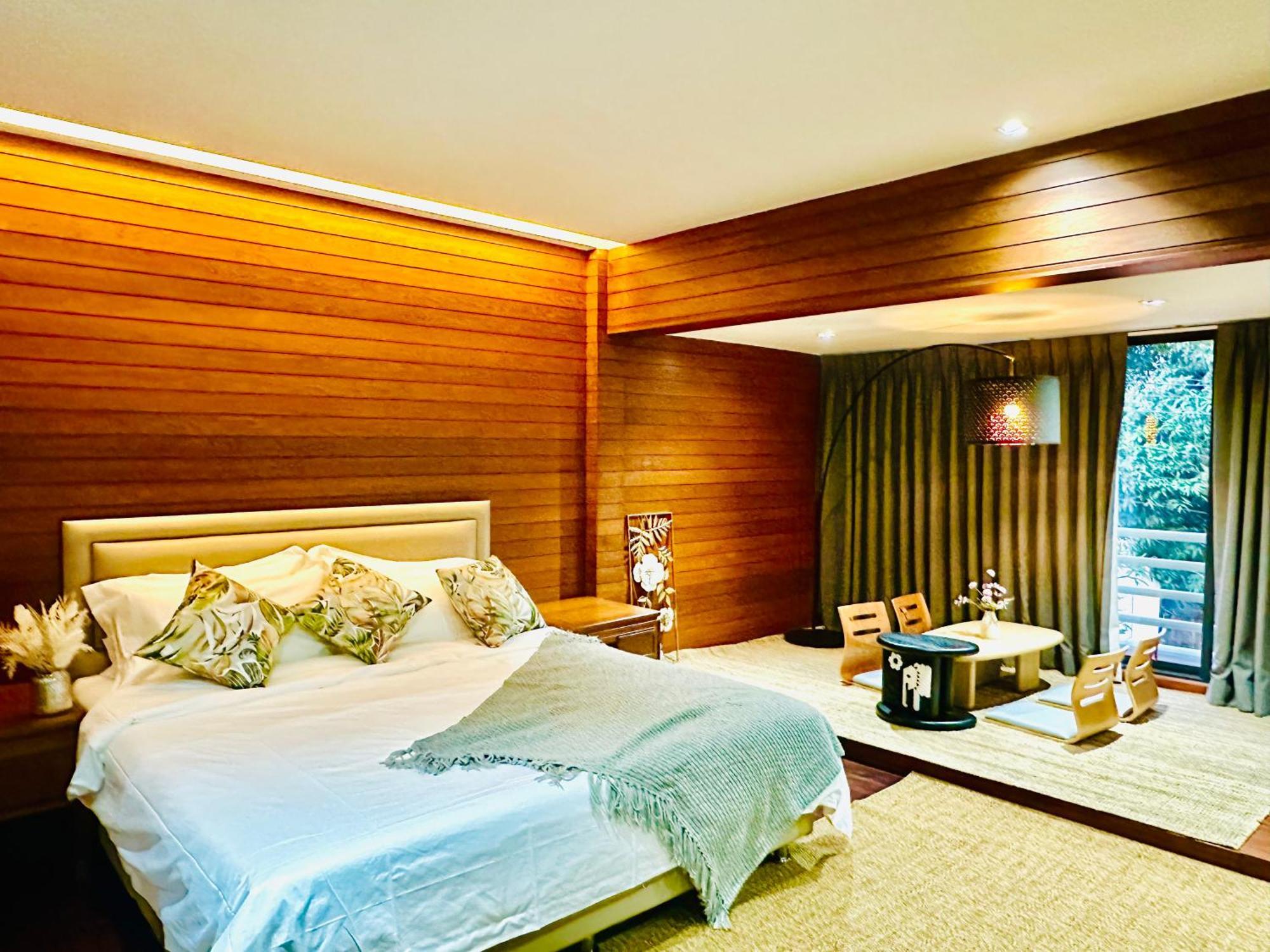 Deluxe Pool 5 Punnawithi Bts Pousada *