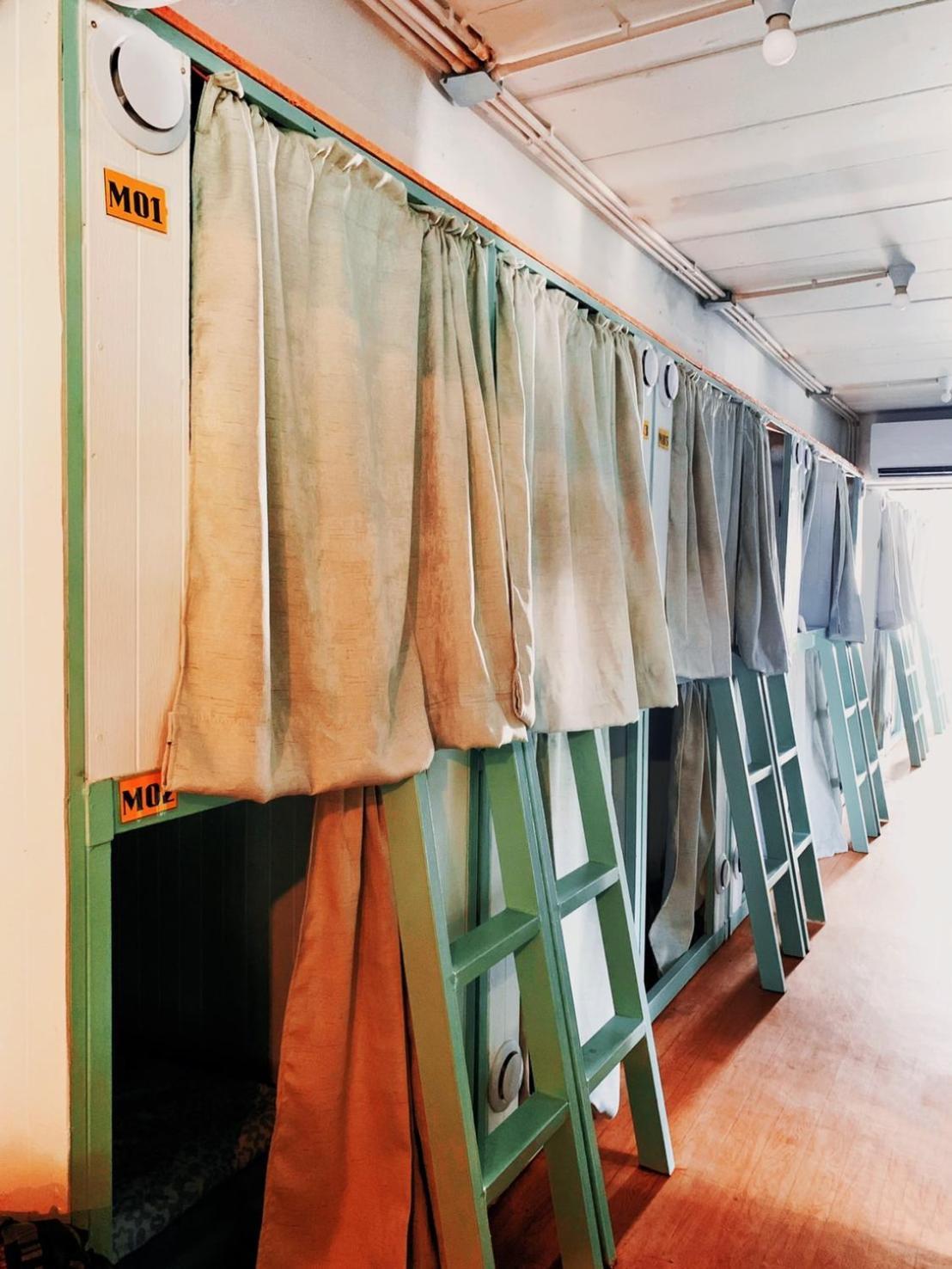 Capsule hotel - Easy Monday Near Khaosan Bangkok
