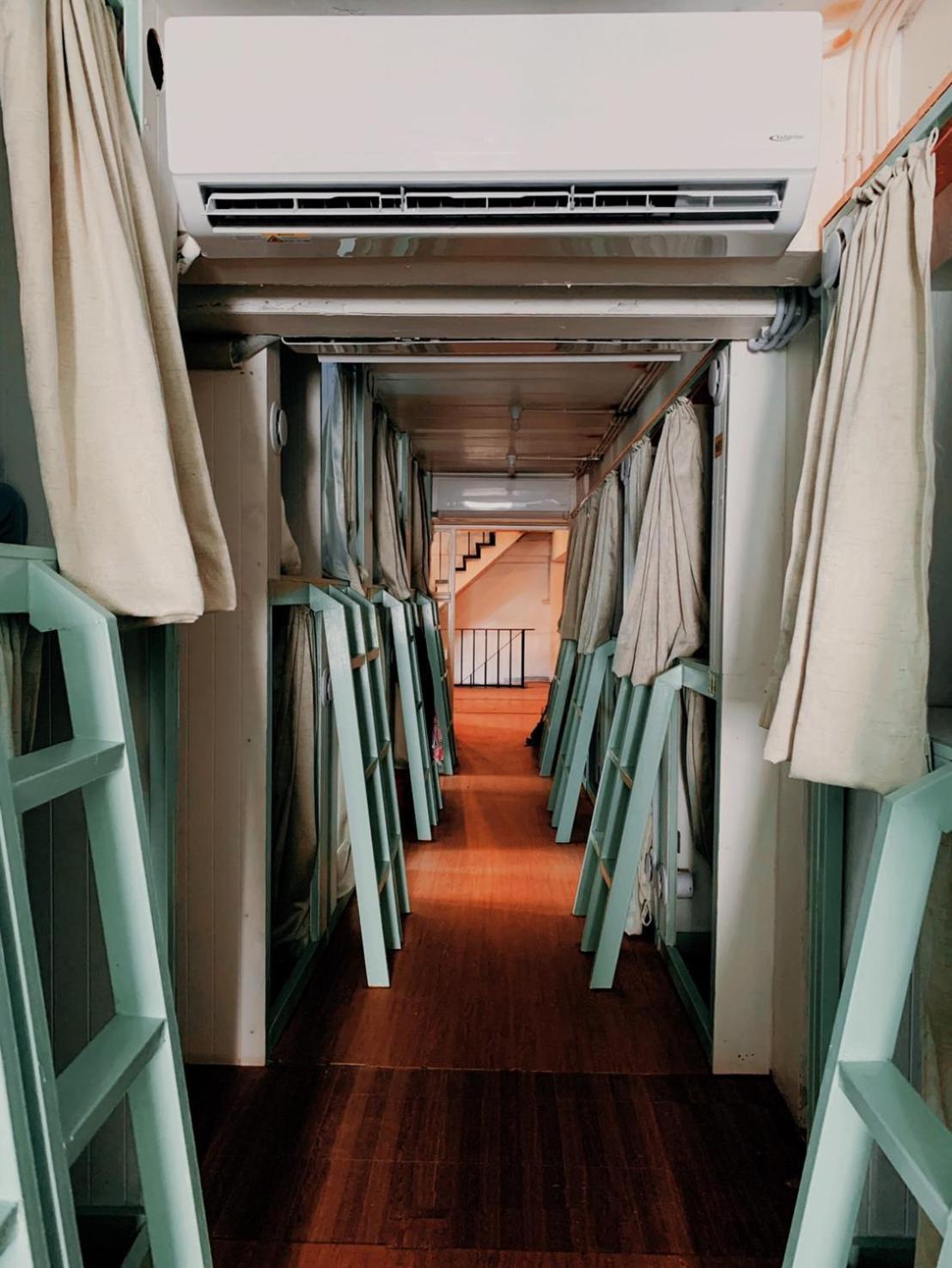 - Easy Monday Near Khaosan Capsule hotel