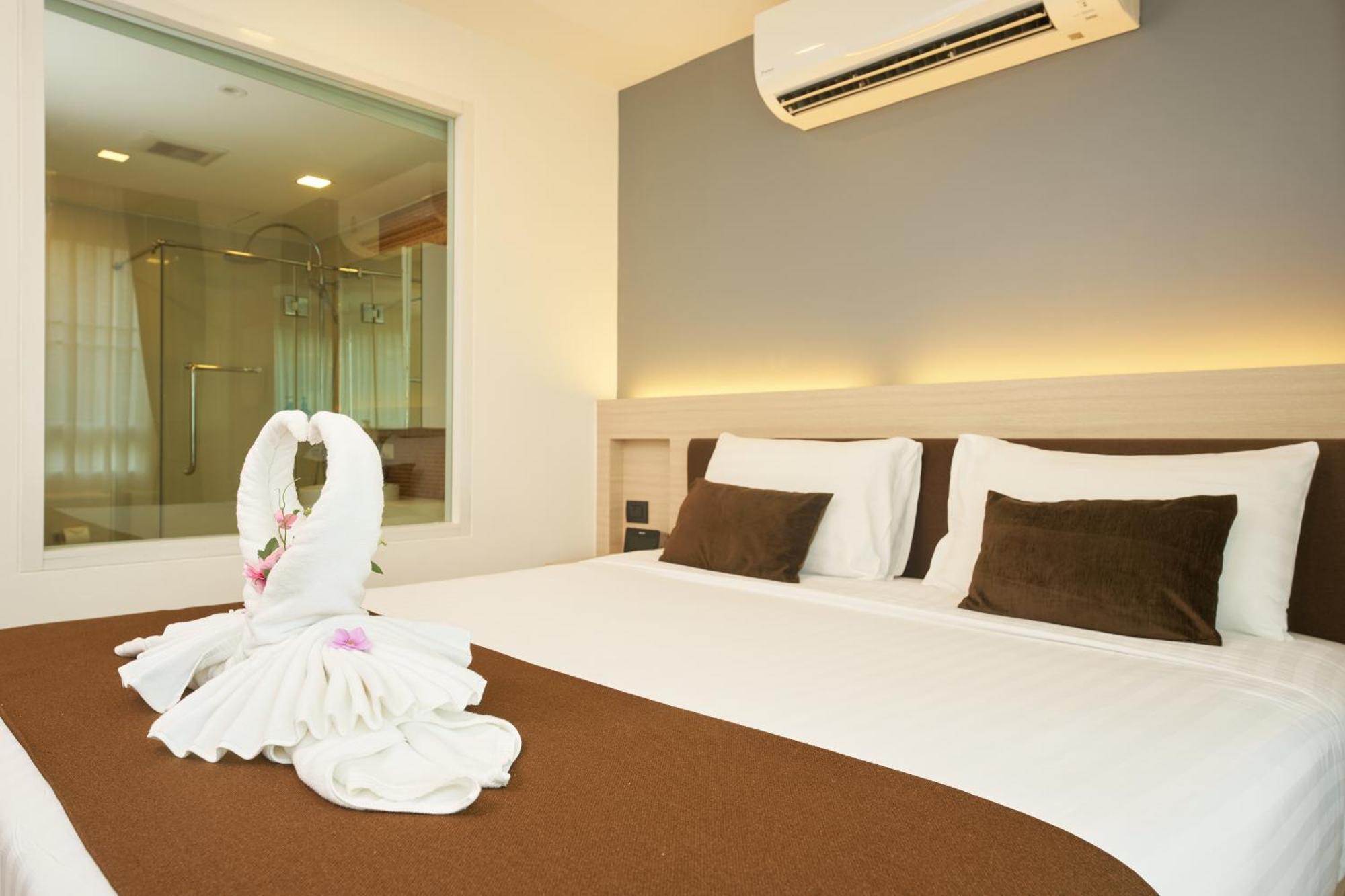Shine Sukhumvit Thonglor 4*