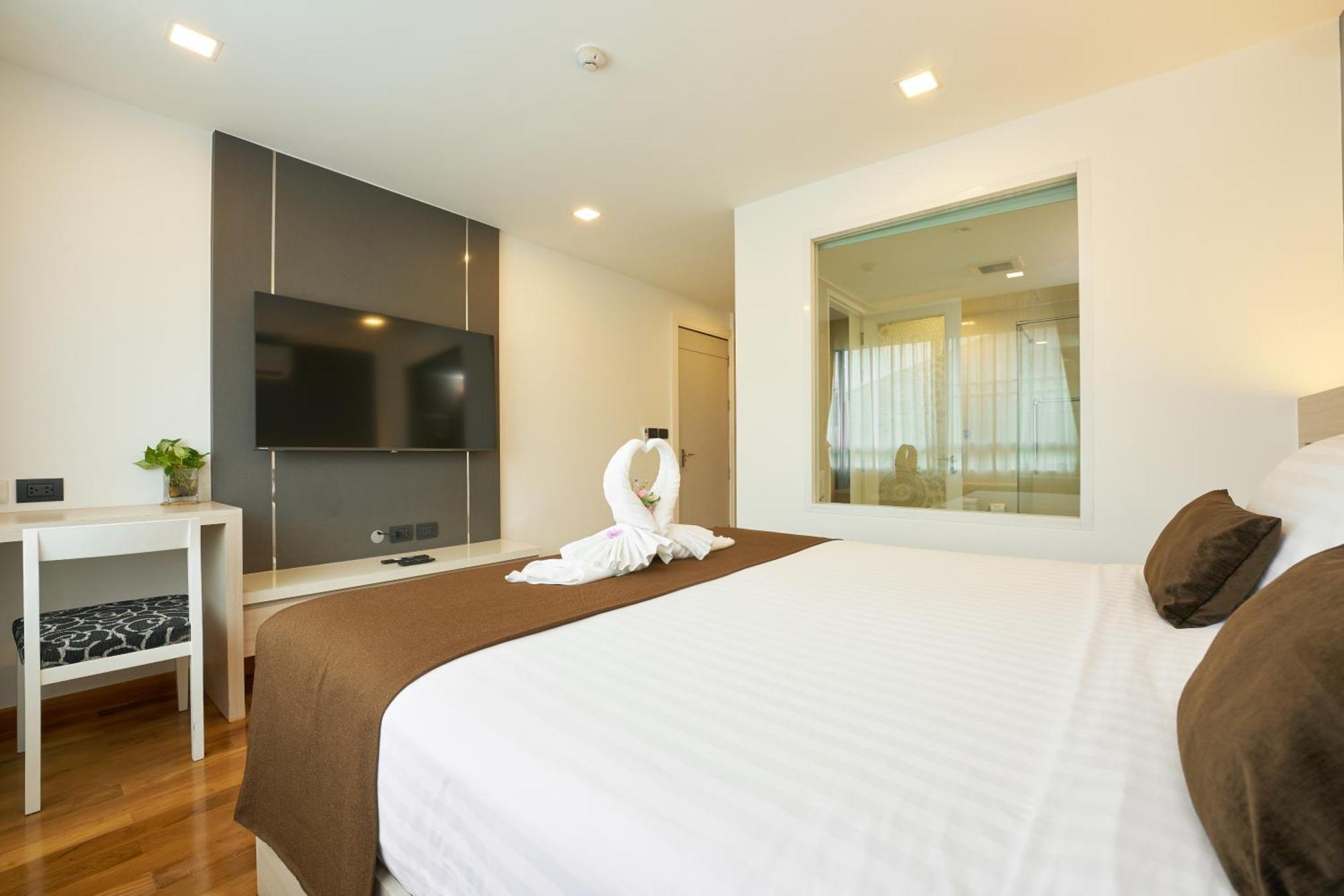 Shine Sukhumvit Thonglor Aparthotel