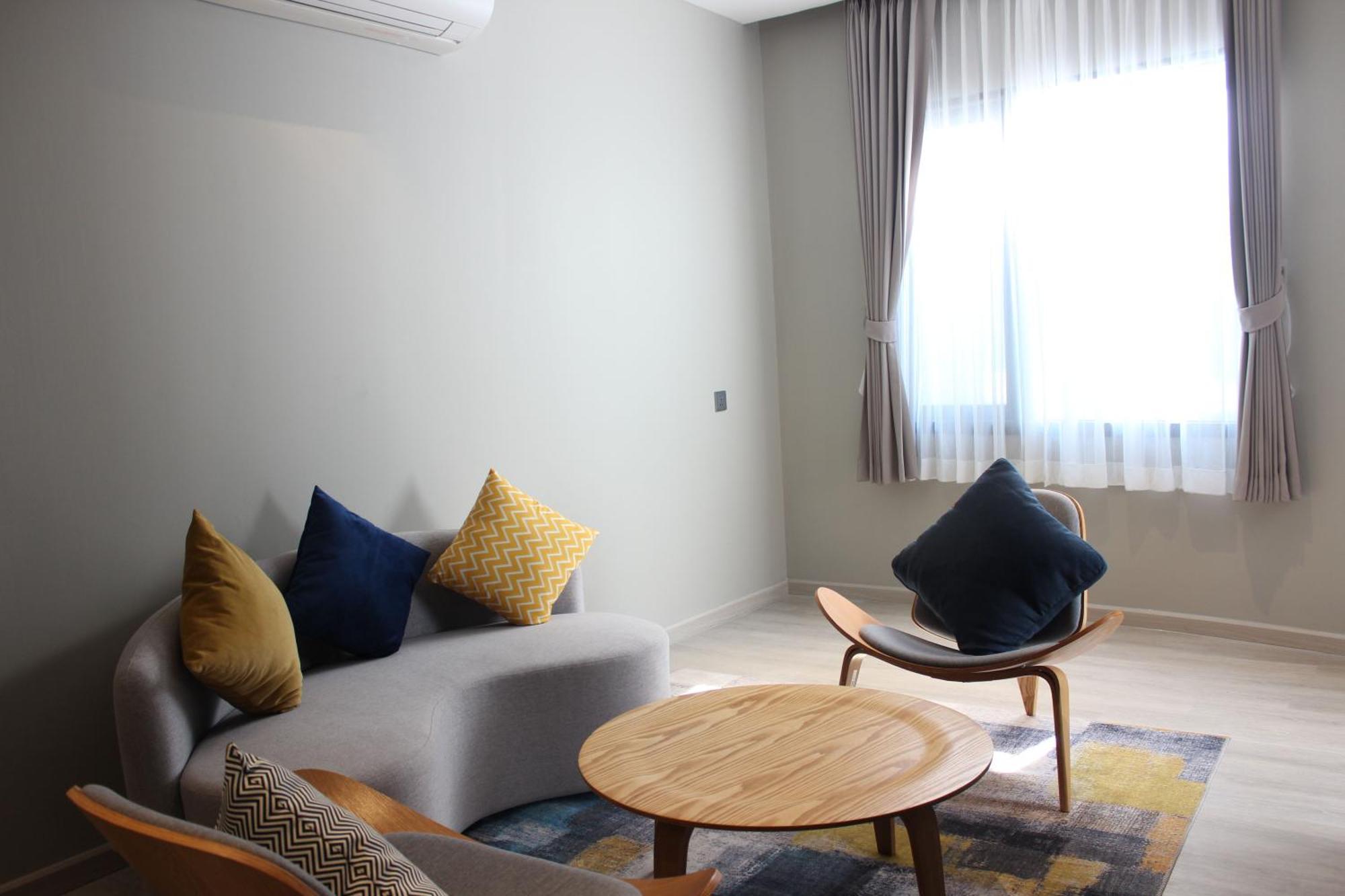 Riva Vibe By Pcl Hotel
