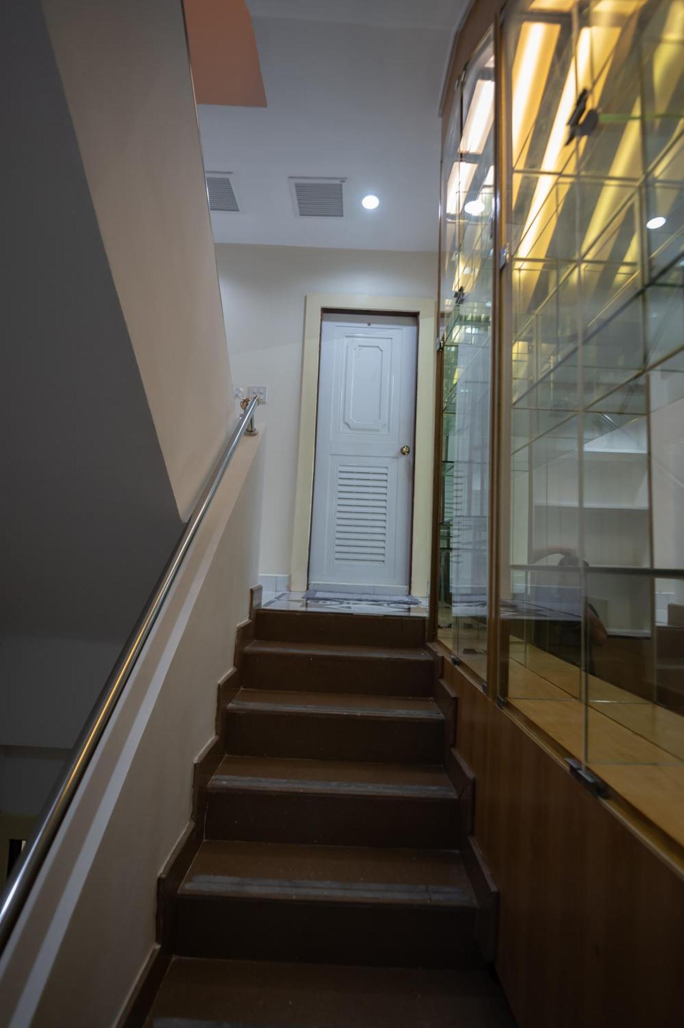New 3 Bedroom Duplex - Bts Phra Khanong *