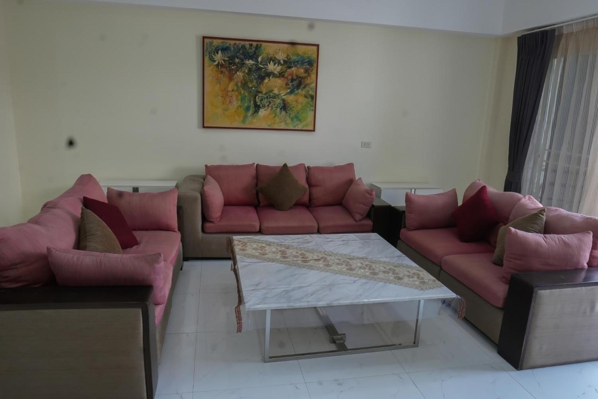 New 3 Bedroom Duplex - Bts Phra Khanong *