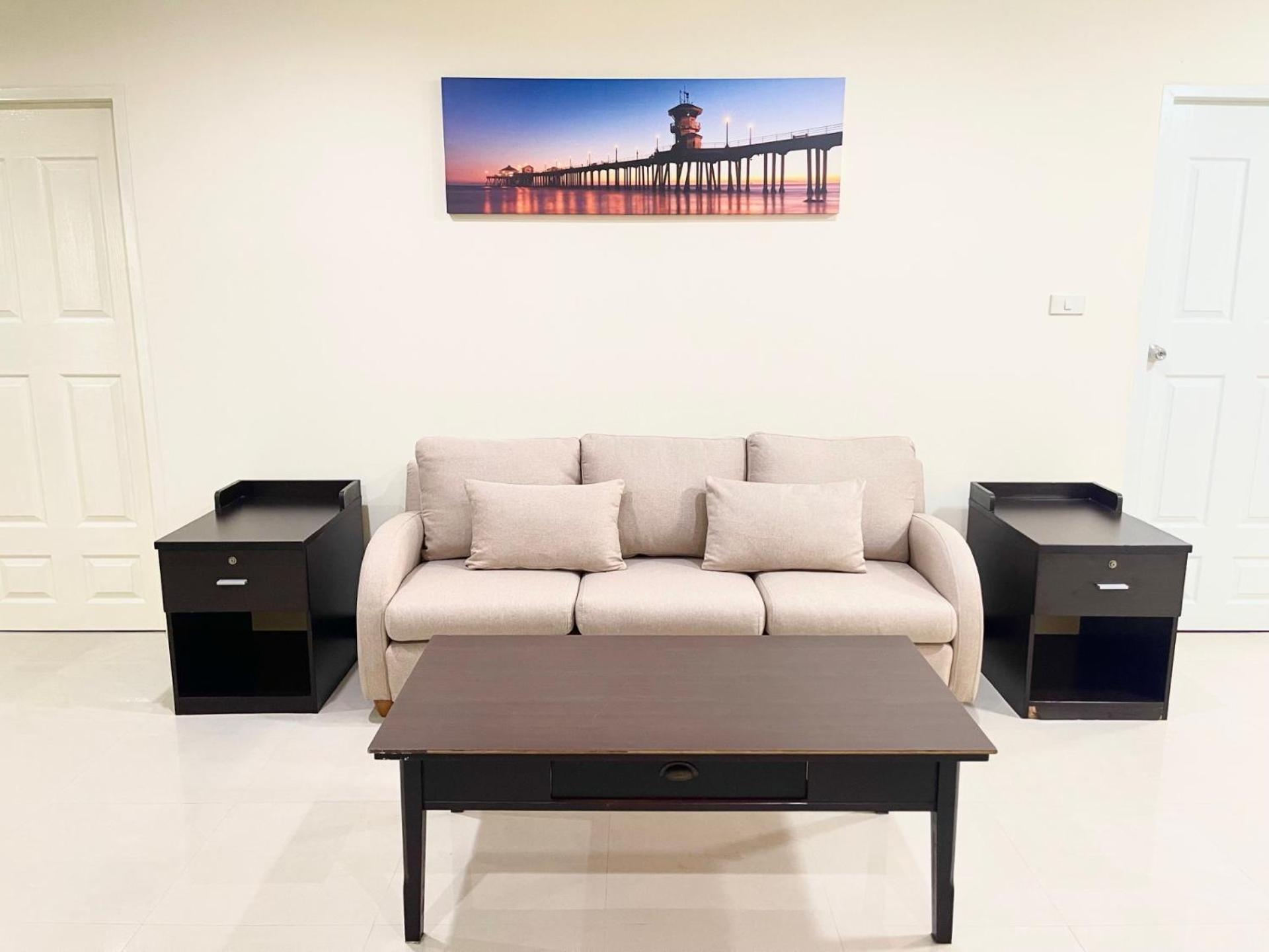 Apartment Charming Resident Sukhumvit 22