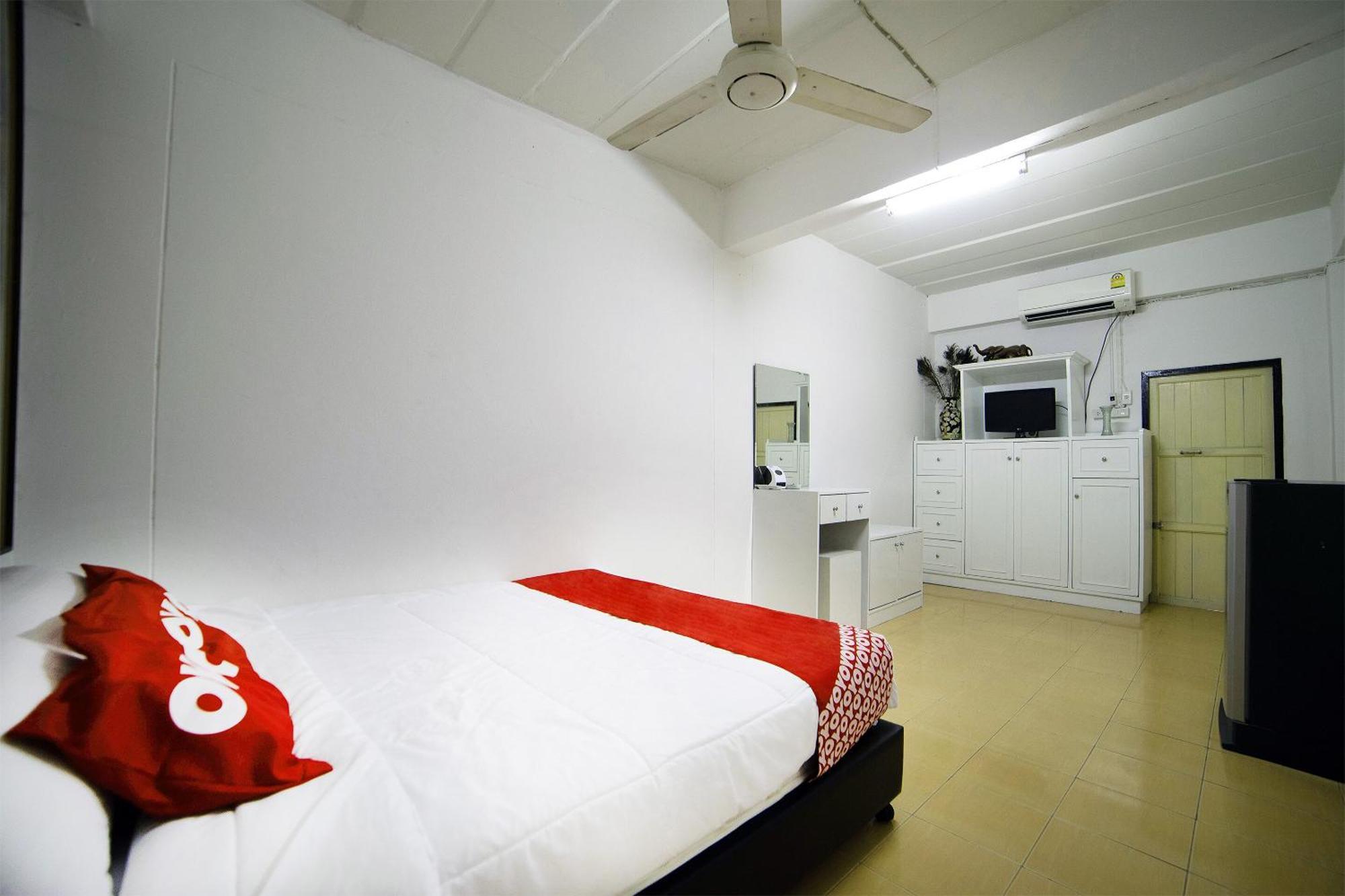 Oyo 560 Chang Suvarnabhumi Hostel Bangkok