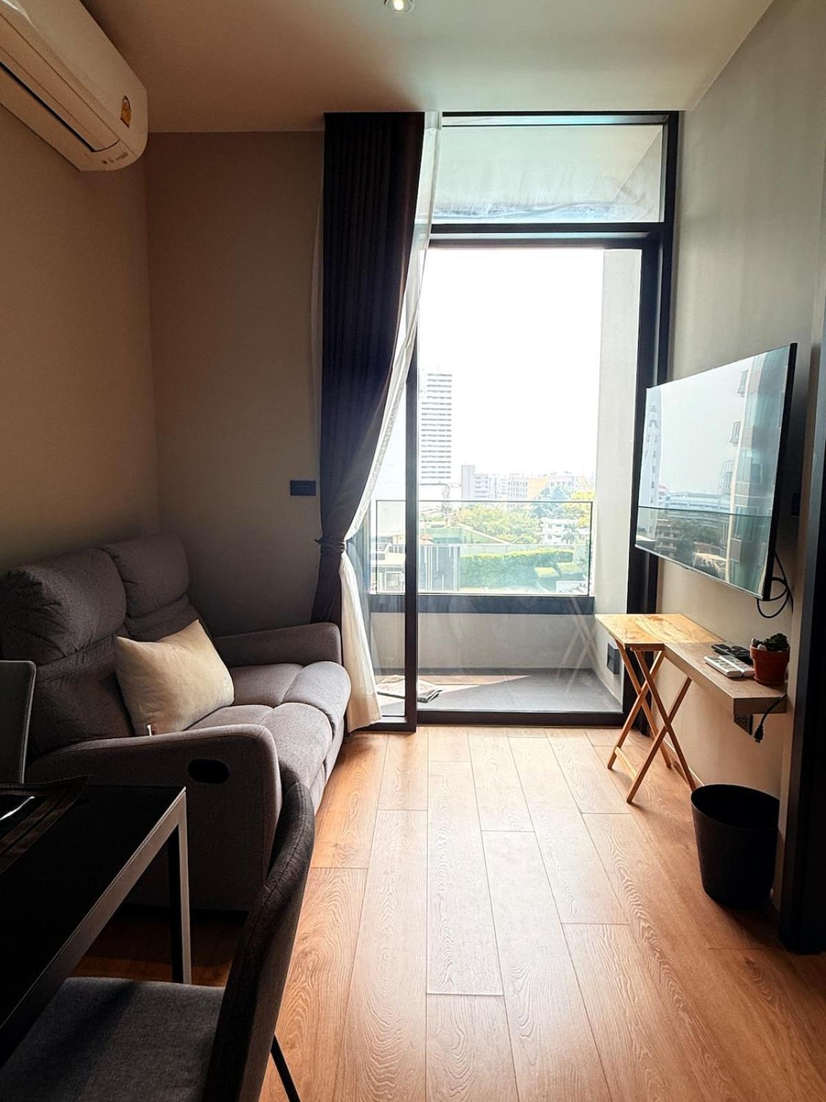Apartemen Iconic Urban Escape *