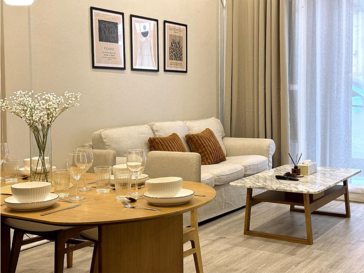 Apartment Entire House With 2 Bedrooms In Centre-siam Square-chinatown *