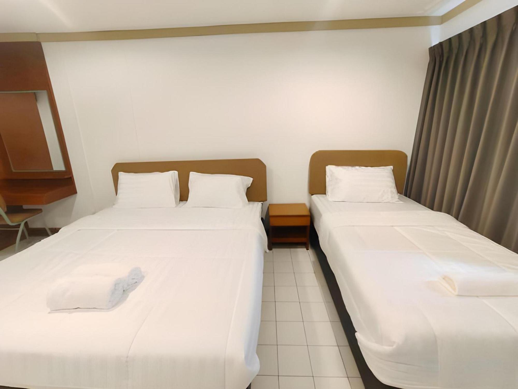 Hotel Oyo 75446 Travis Inthamara 49 2*