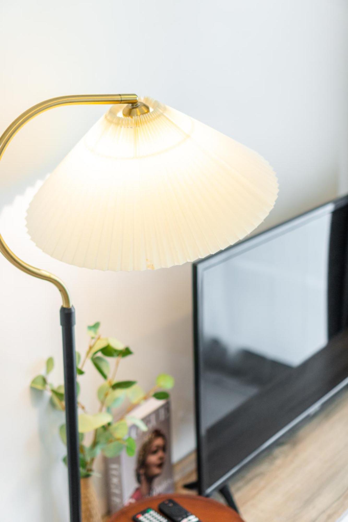 Apartment 2br, 6 Mins Walk Bts Wuttakat Bangkok