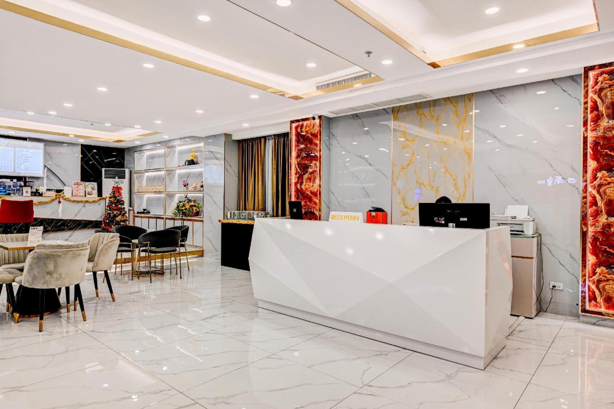 Palette The Travellers Hotel 5*