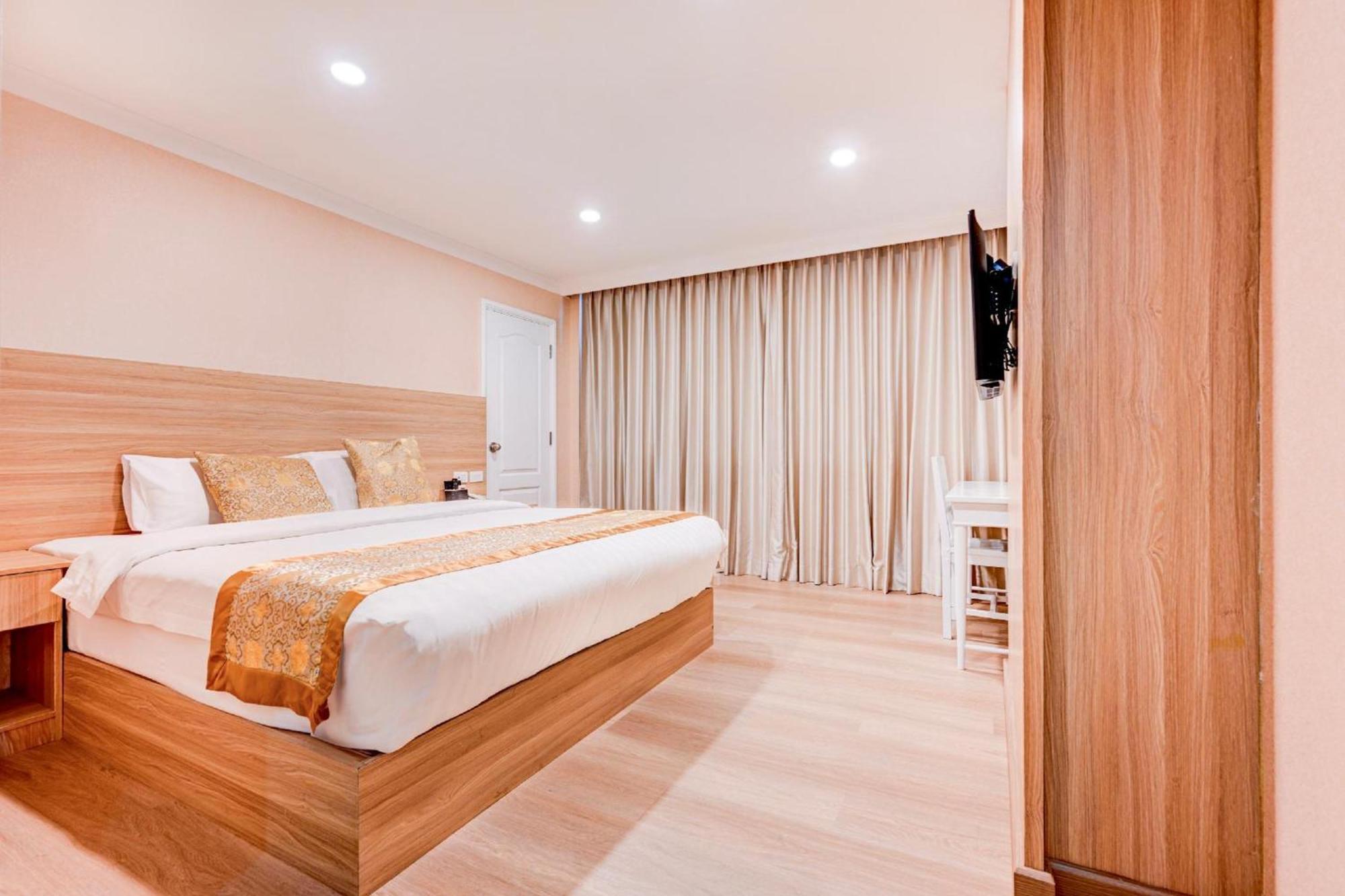 Hotel Palette The Travellers 5*