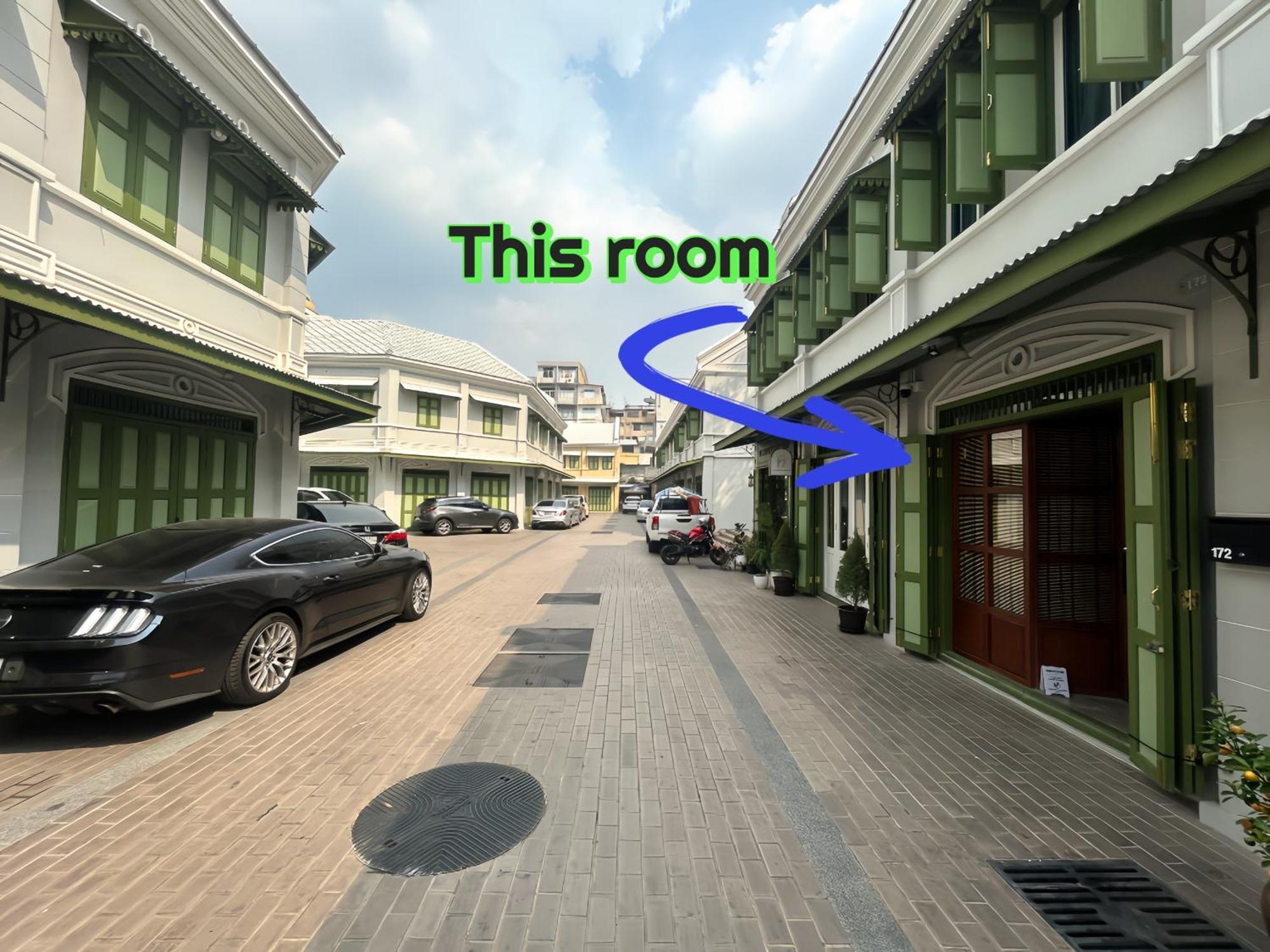 Entire 2br 2ba Chinatown Near Yaowarat - Songwat Apartment *