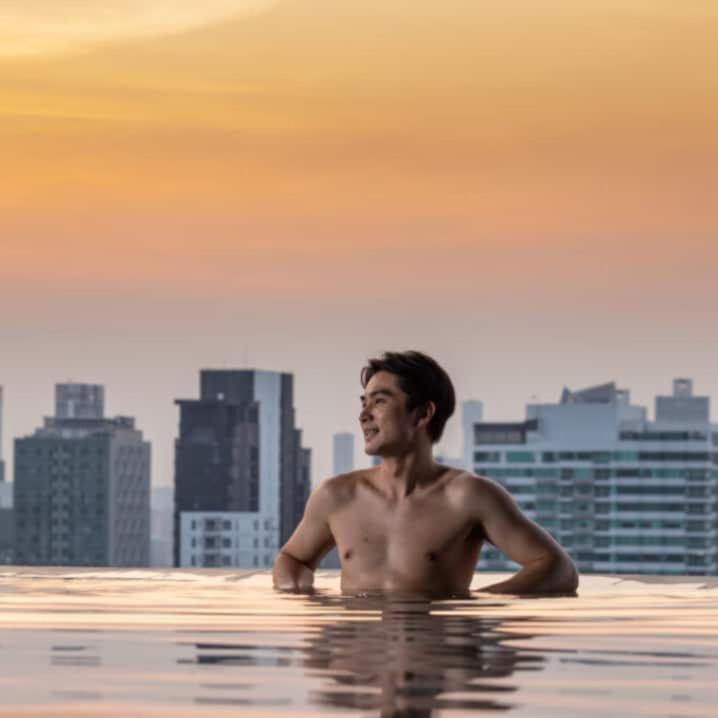 Apartment Infinity Pool And Sky View In Ekkamai Bangkok