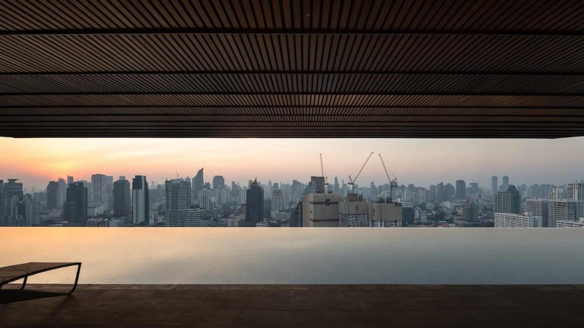 Apartment Infinity Pool And Sky View In Ekkamai *