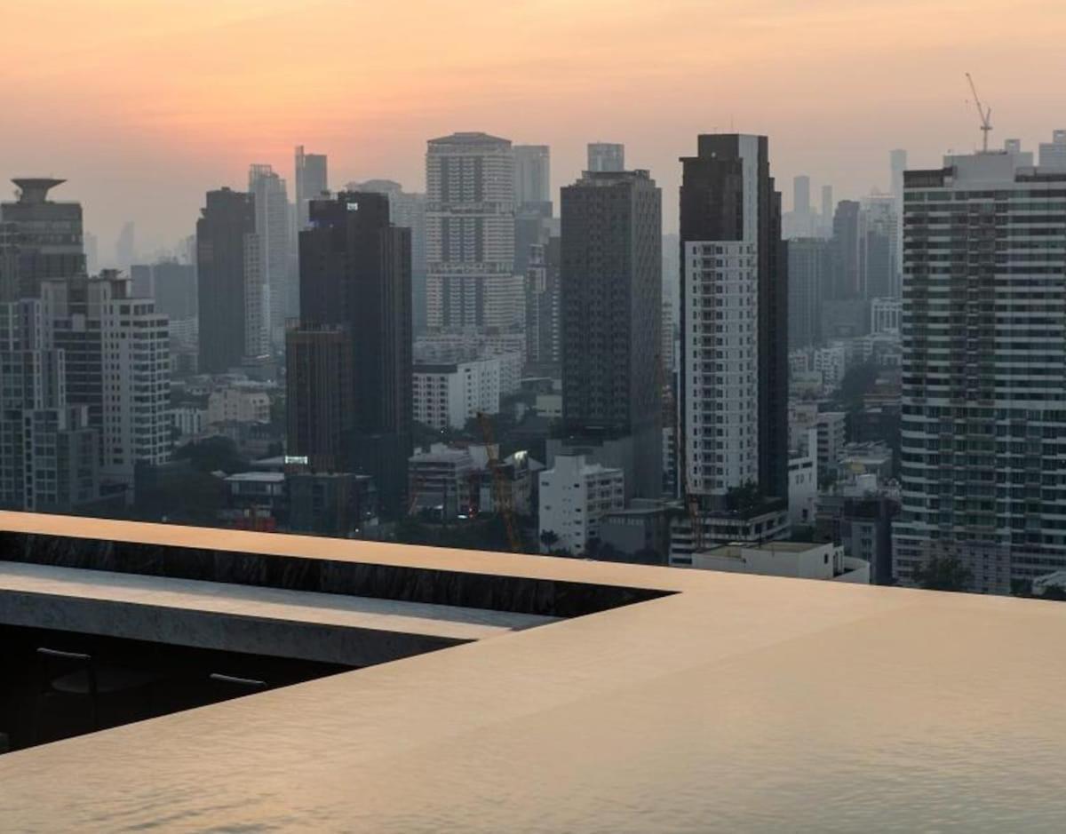 Apartment Infinity Pool And Sky View In Ekkamai *