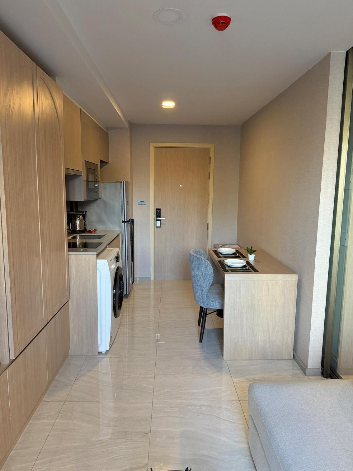 Luxury Furnished Rare Amenities