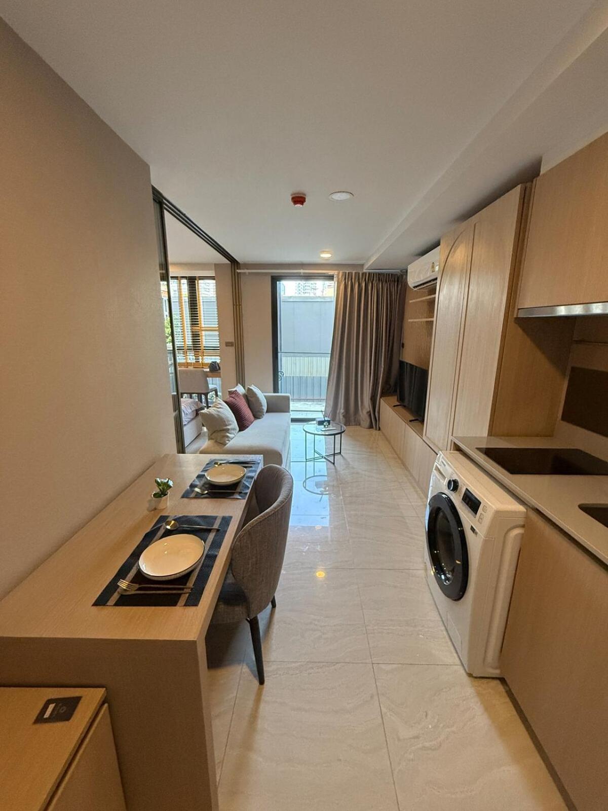 Luxury Furnished Rare Amenities