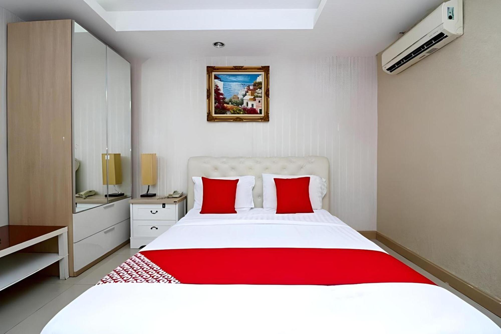 Diamond Silom Hotel
