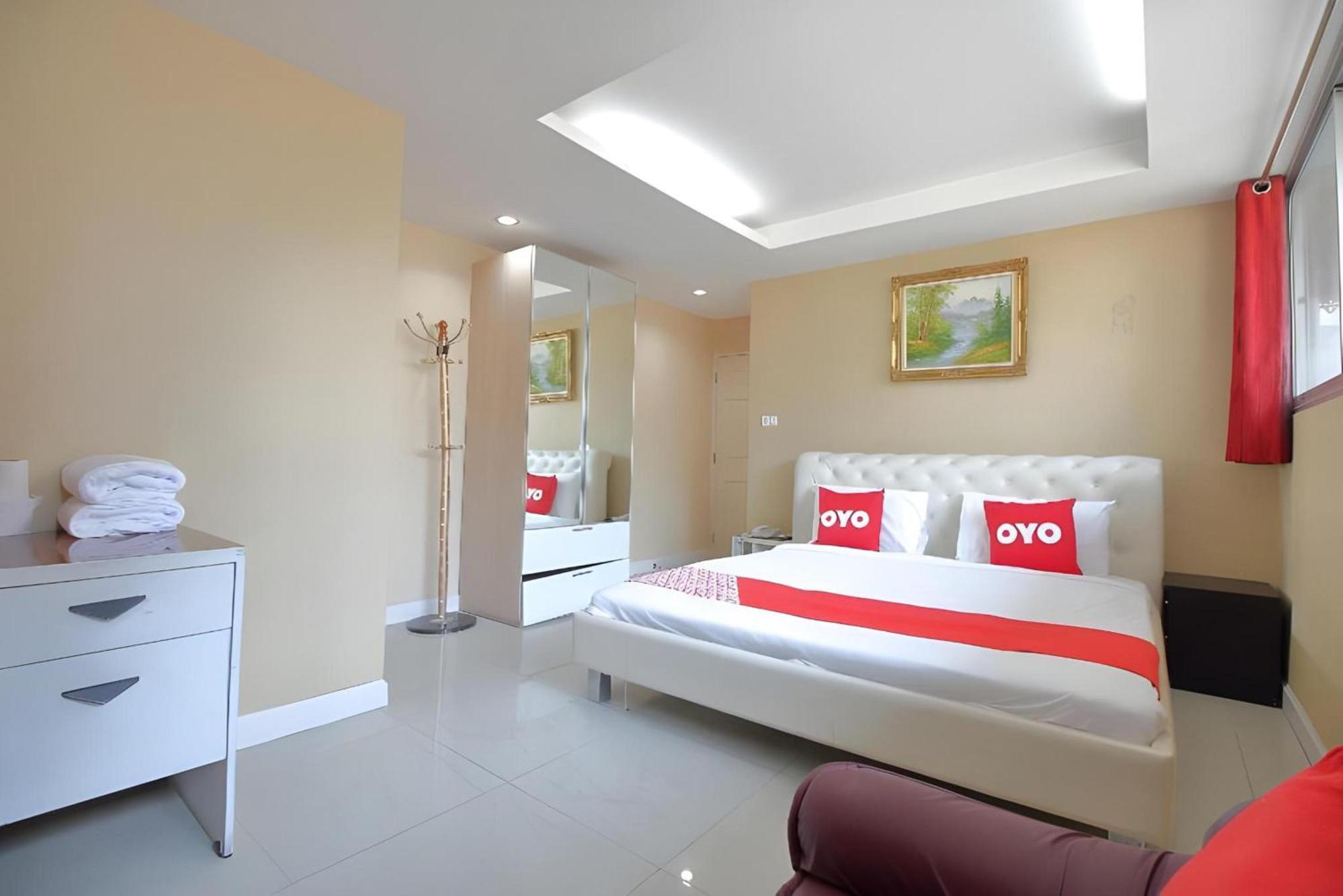 Hotel Diamond Silom 3*
