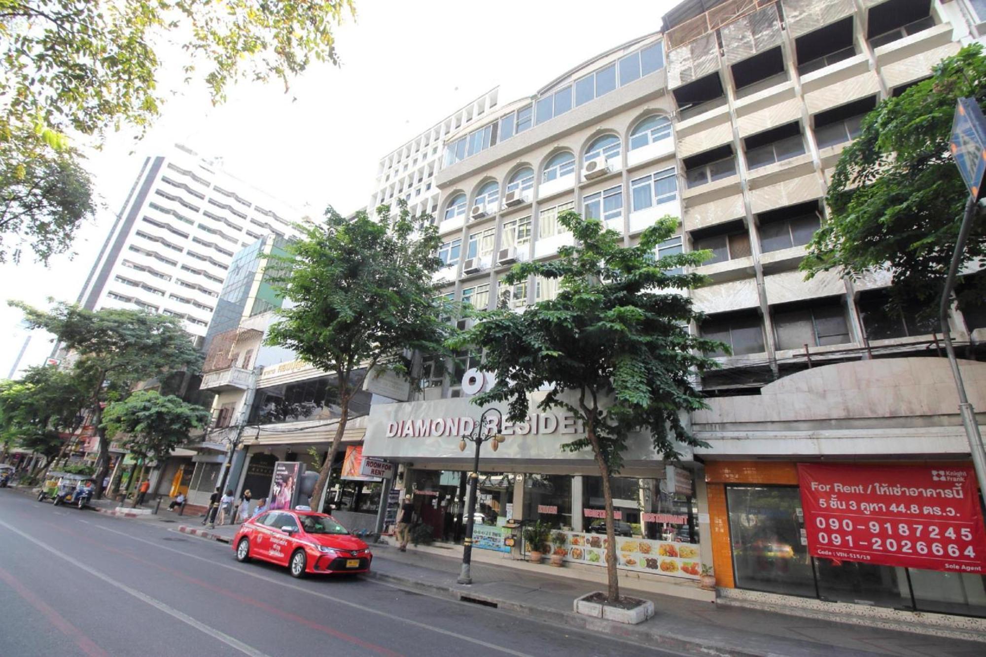 Diamond Silom Hotel
