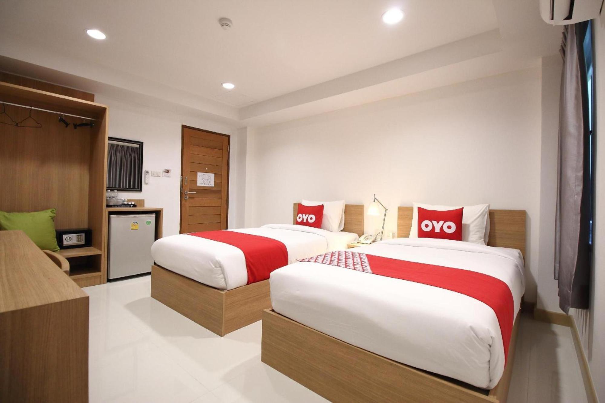 Super Oyo 483 Pannee Khaosan Hotel