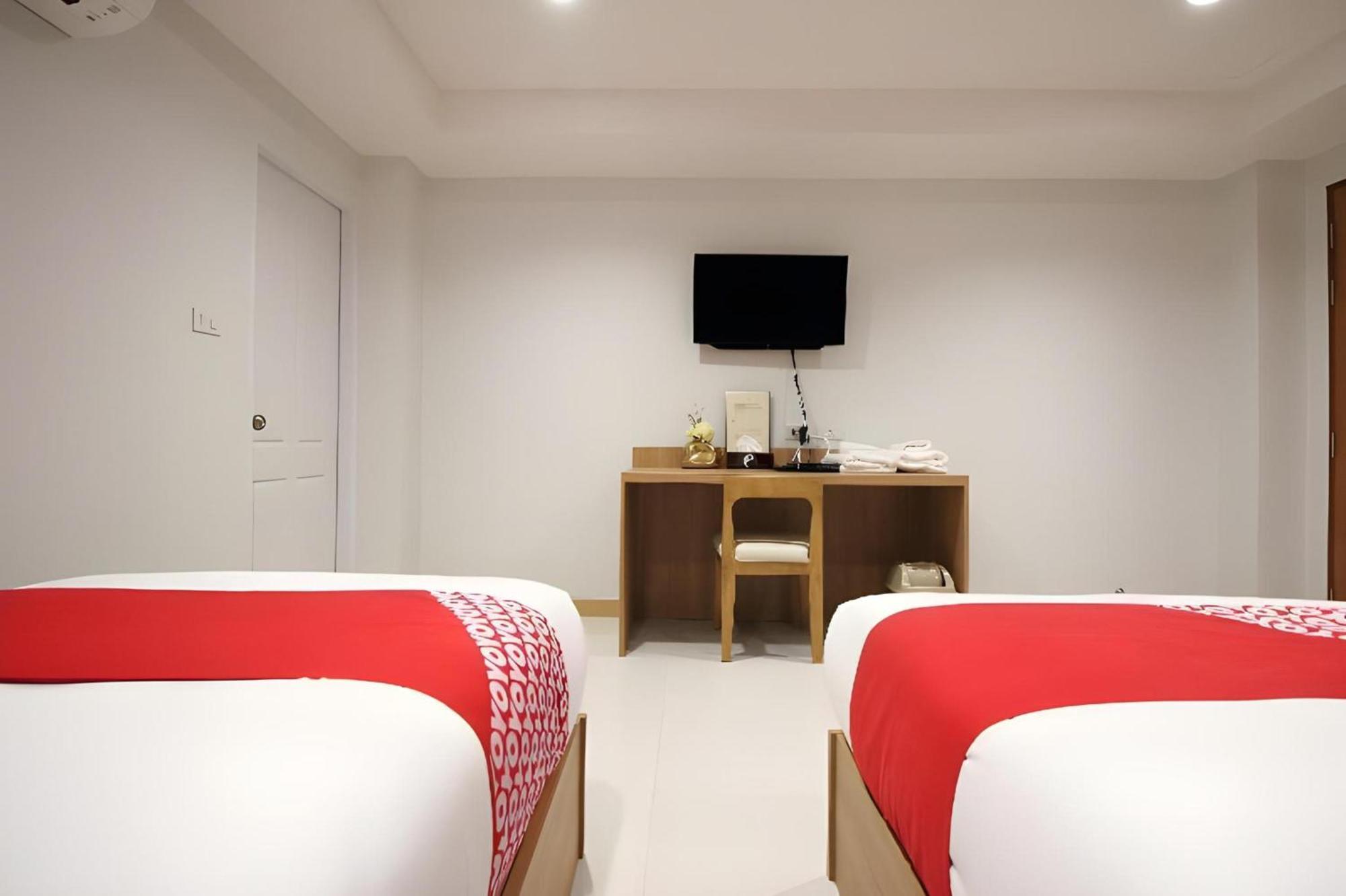 Hotel Super Oyo 483 Pannee Khaosan Bangkok