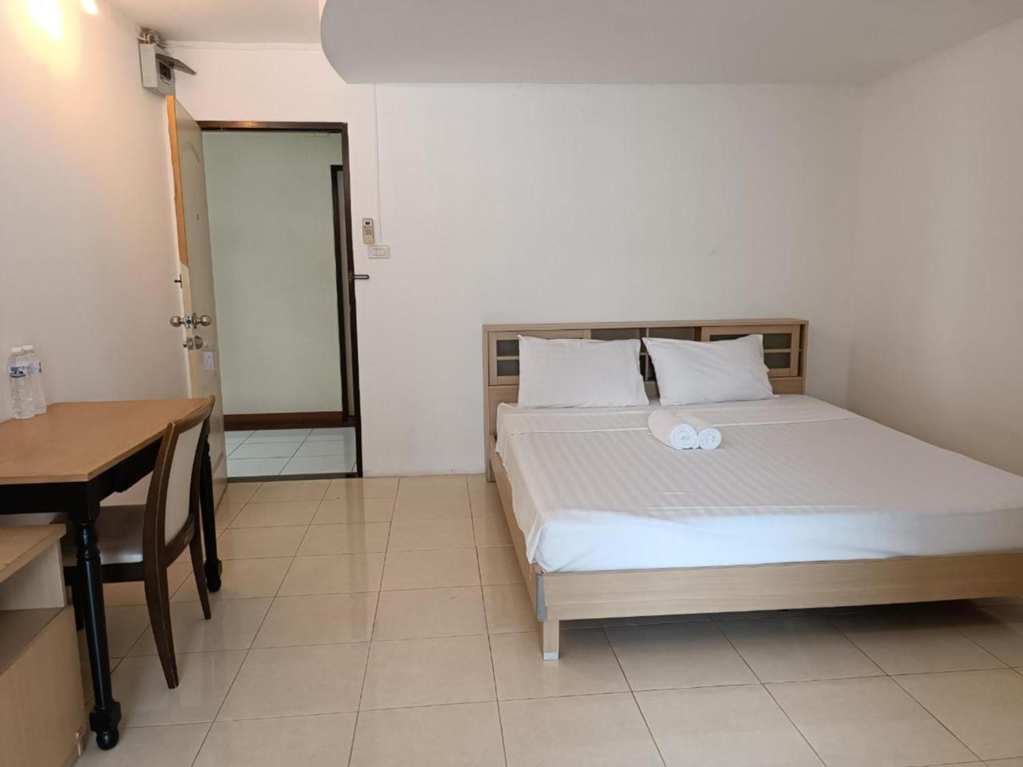 Grandview Condominia 3*
