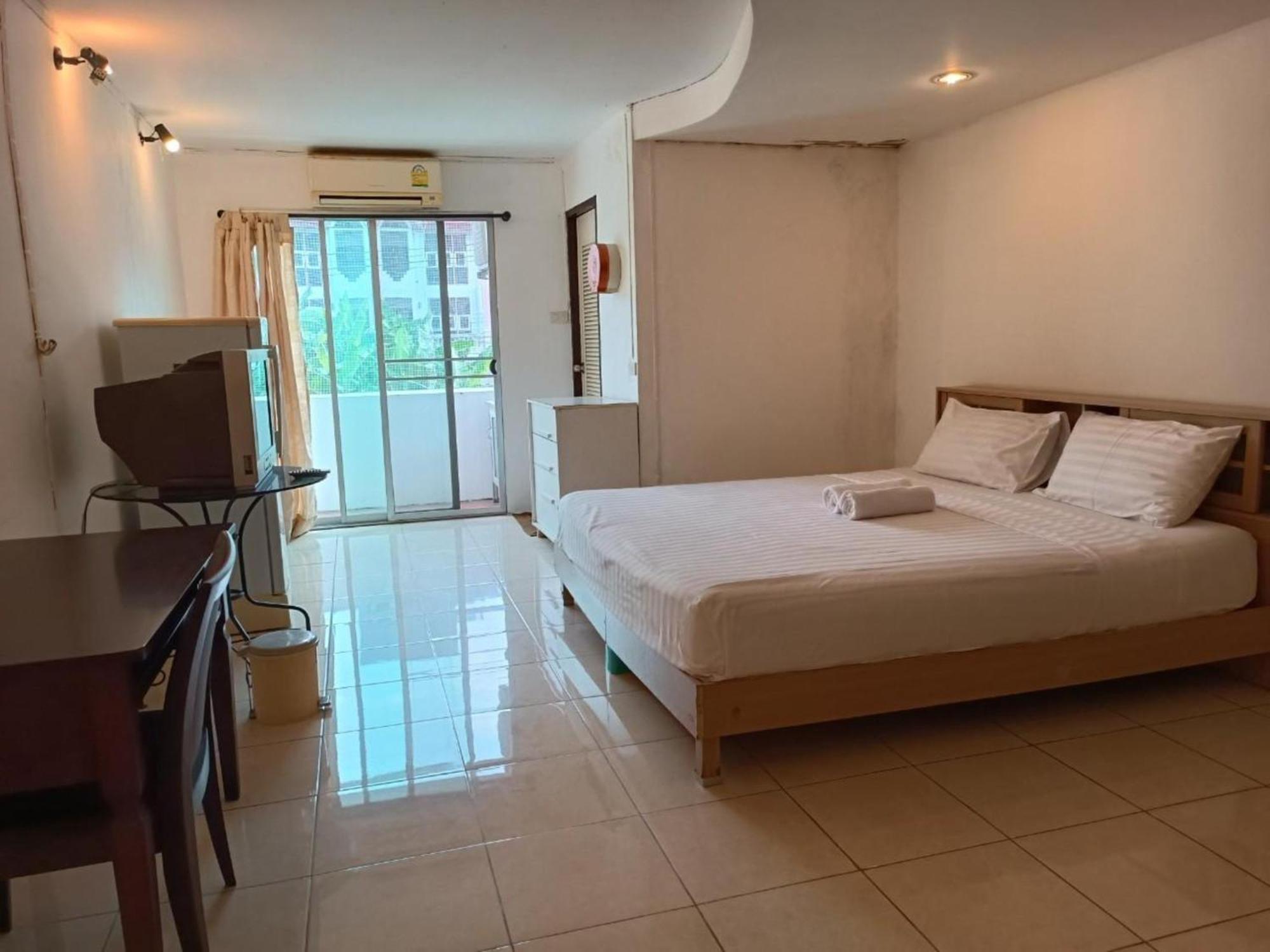 Grandview Condominia 3*