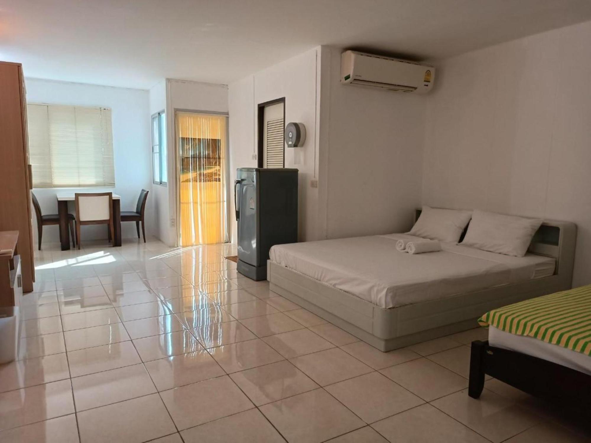 Hotel Grandview Condominia